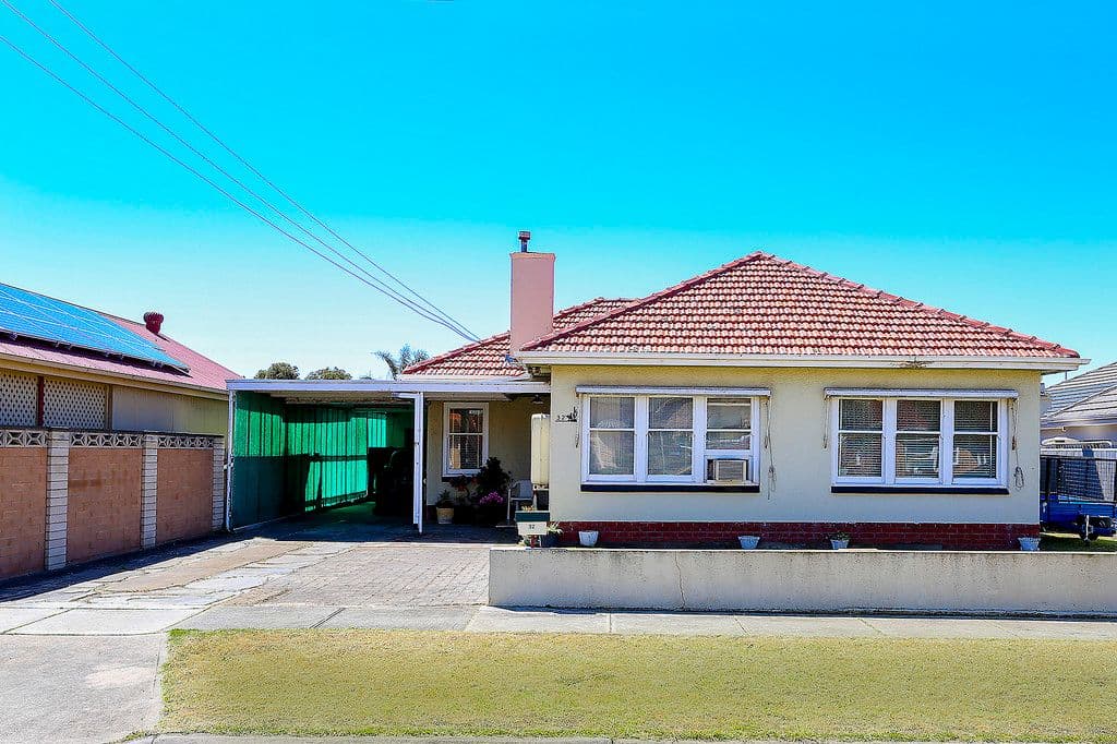 32 Reedie Street, HENLEY BEACH SA 5022, Henley Beach - Thumbnail 2