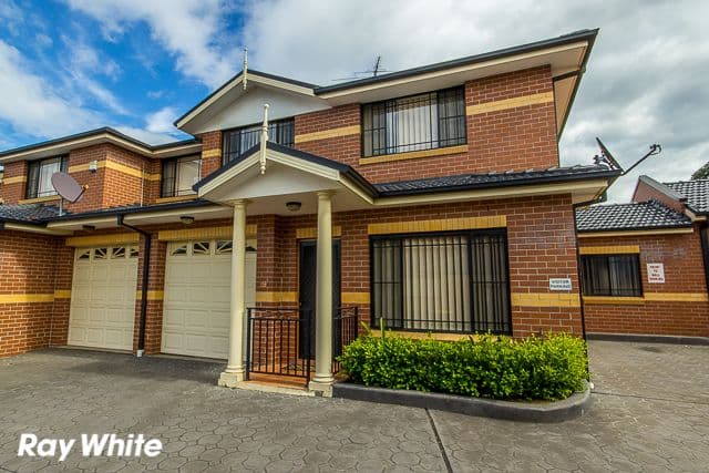 10-12 Justin Street, SMITHFIELD NSW 2164, Smithfield - Image 1