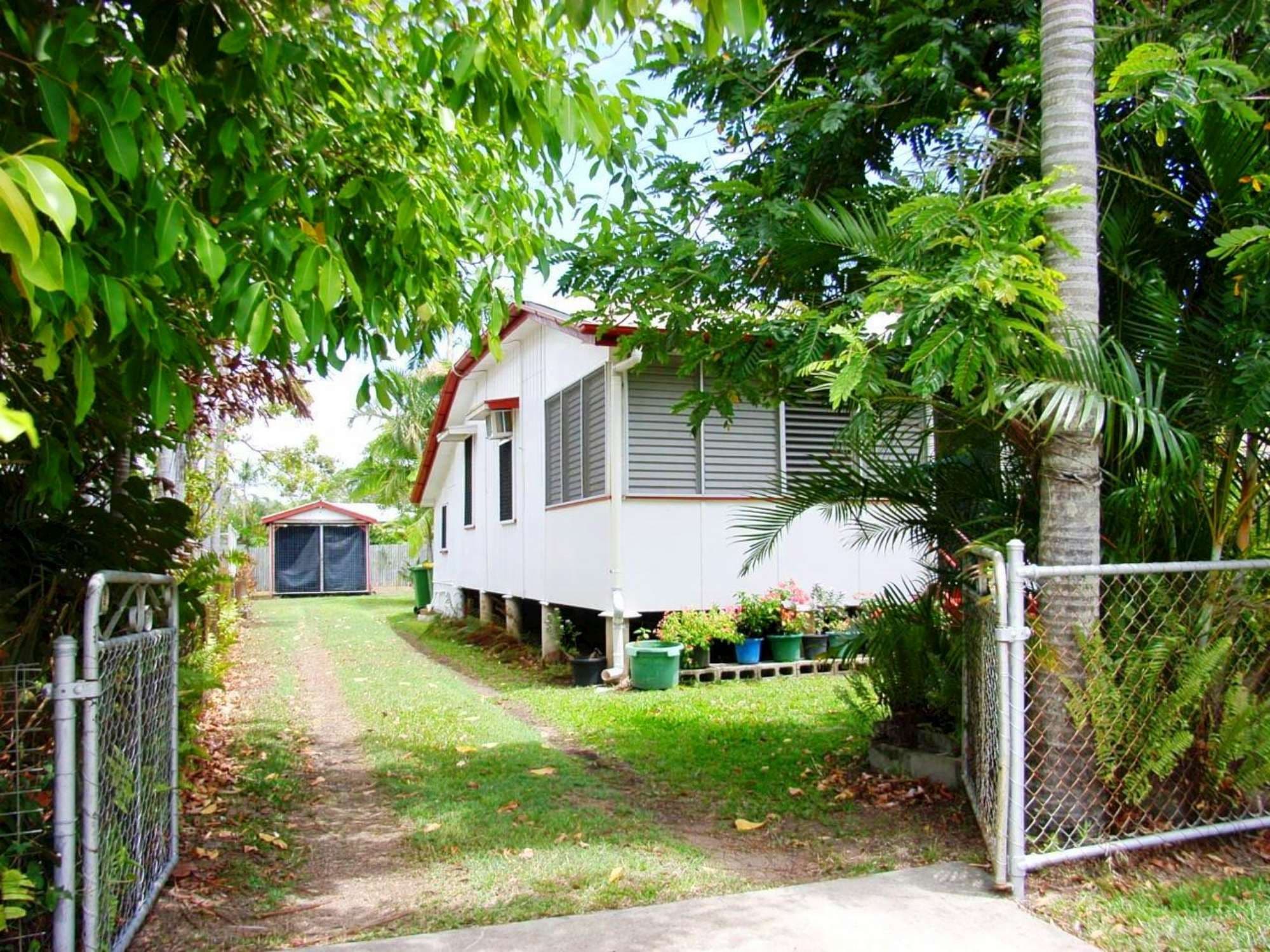 12 Townsville Street, WEST END QLD 4810, West End - Thumbnail 2