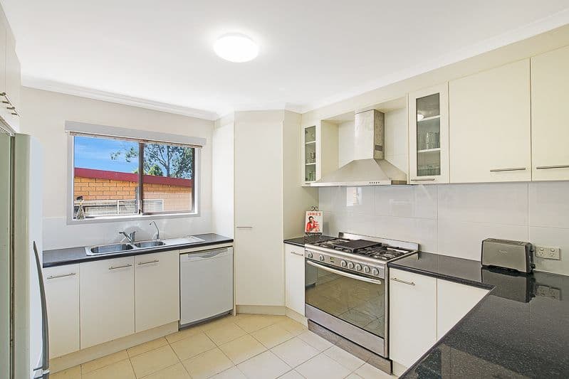 230 Alderley Street, Centenary Heights QLD 4350, Centenary Heights - Thumbnail 3
