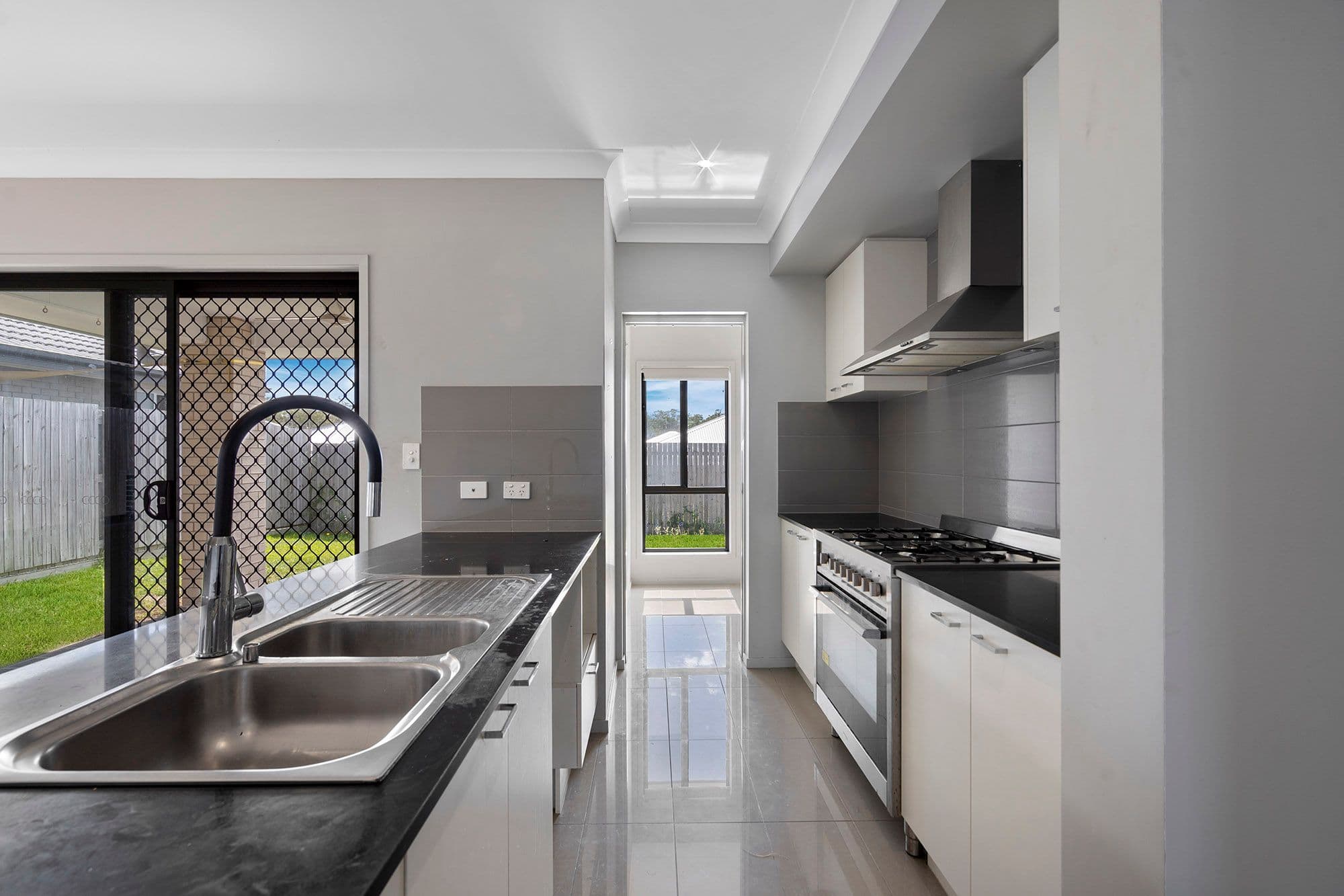 72 Killara Boulevard, Logan Reserve QLD 4133, Logan Reserve - Thumbnail 4