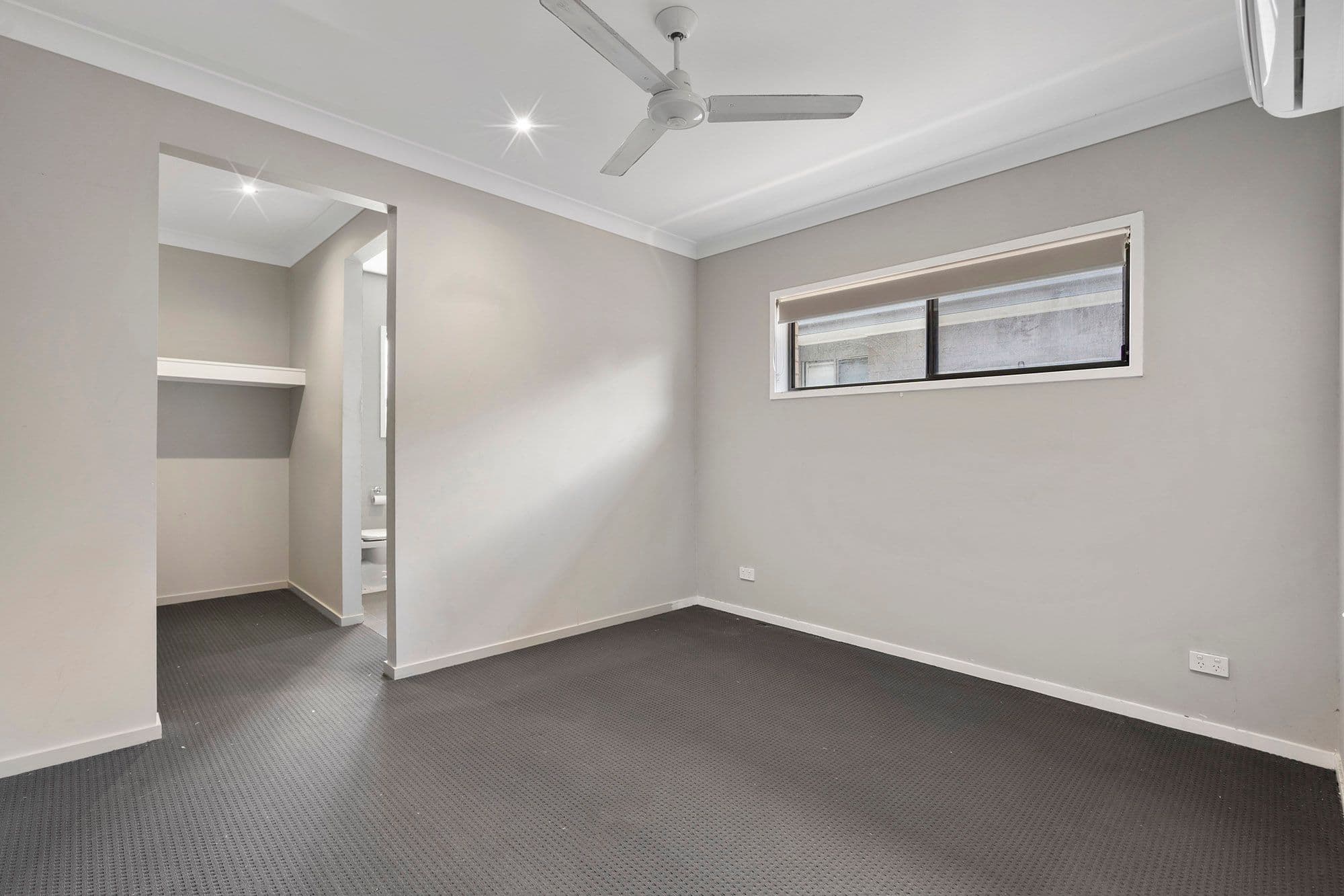 72 Killara Boulevard, Logan Reserve QLD 4133, Logan Reserve - Thumbnail 5