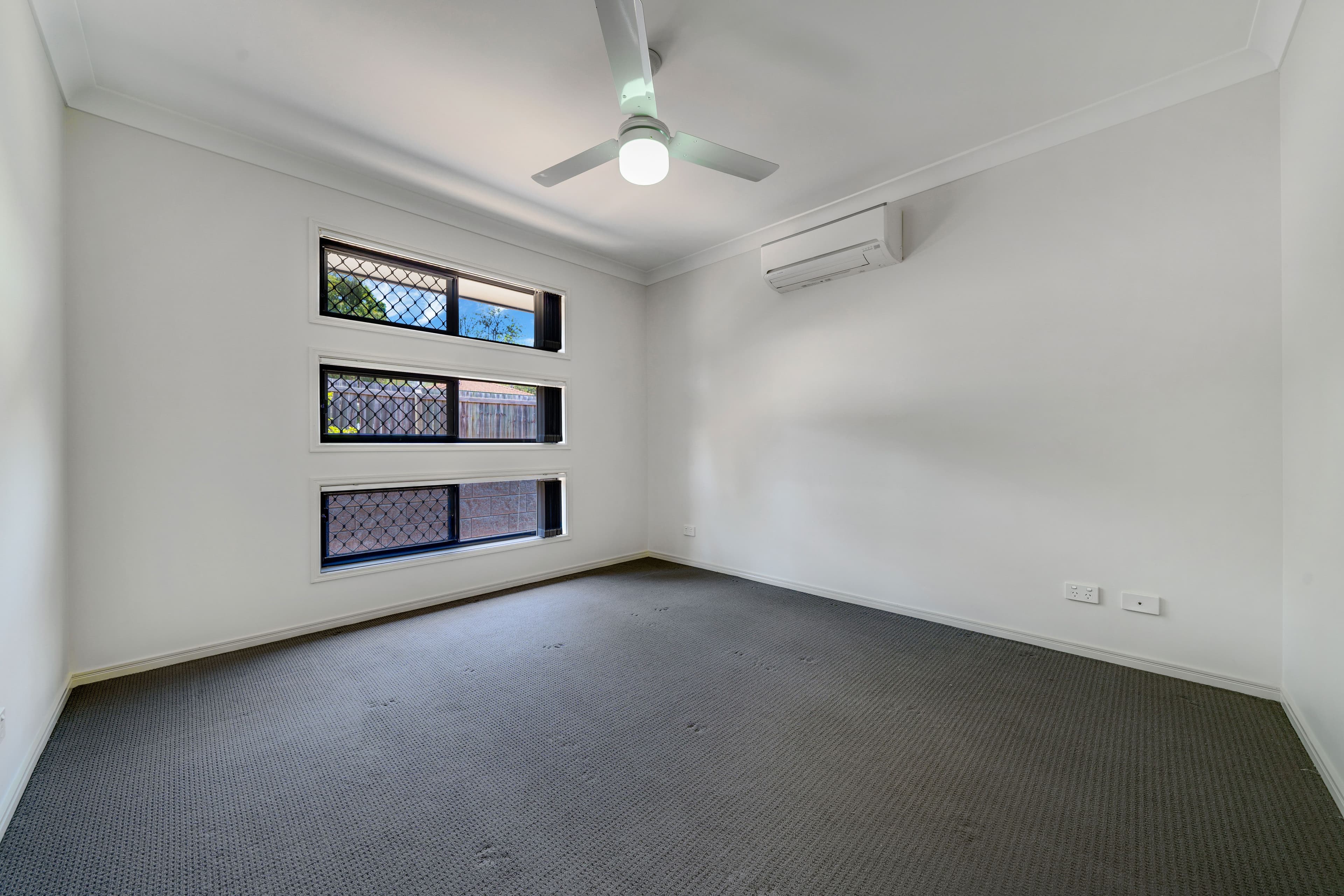 3 Livermore Lane, Bundamba QLD 4304, Bundamba - Thumbnail 3