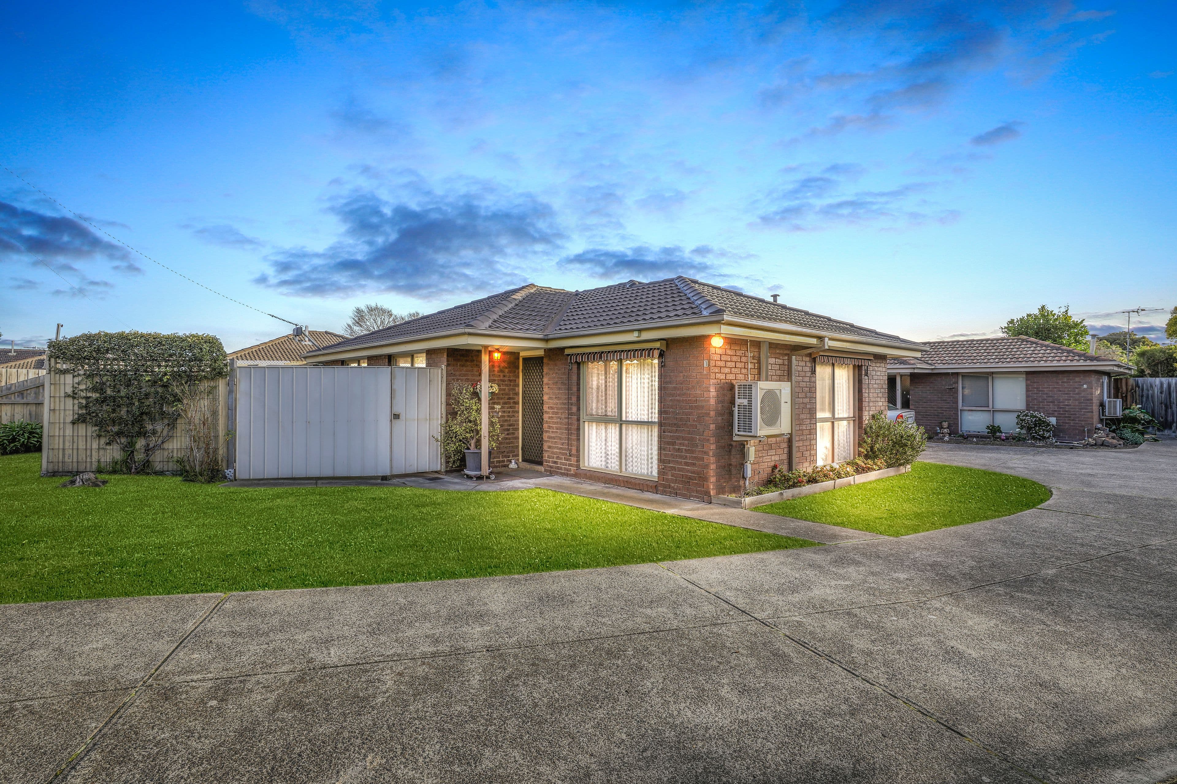 11 Kendra Place, Keysborough VIC 3173, Keysborough - Thumbnail 2
