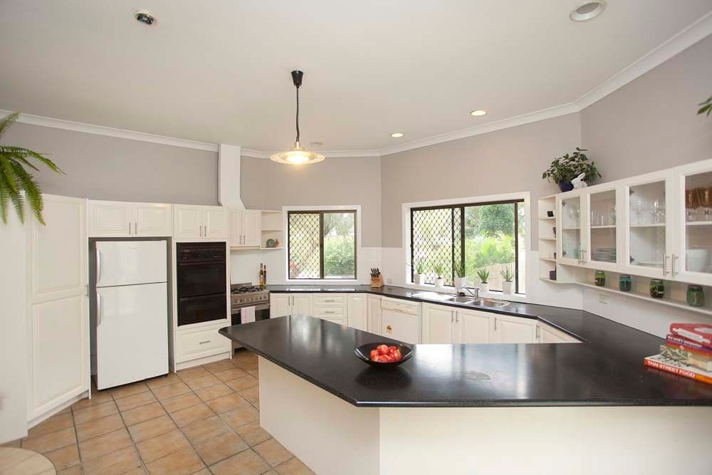 16 Ancilla Street, Mansfield QLD 4122, Mansfield - Thumbnail 4