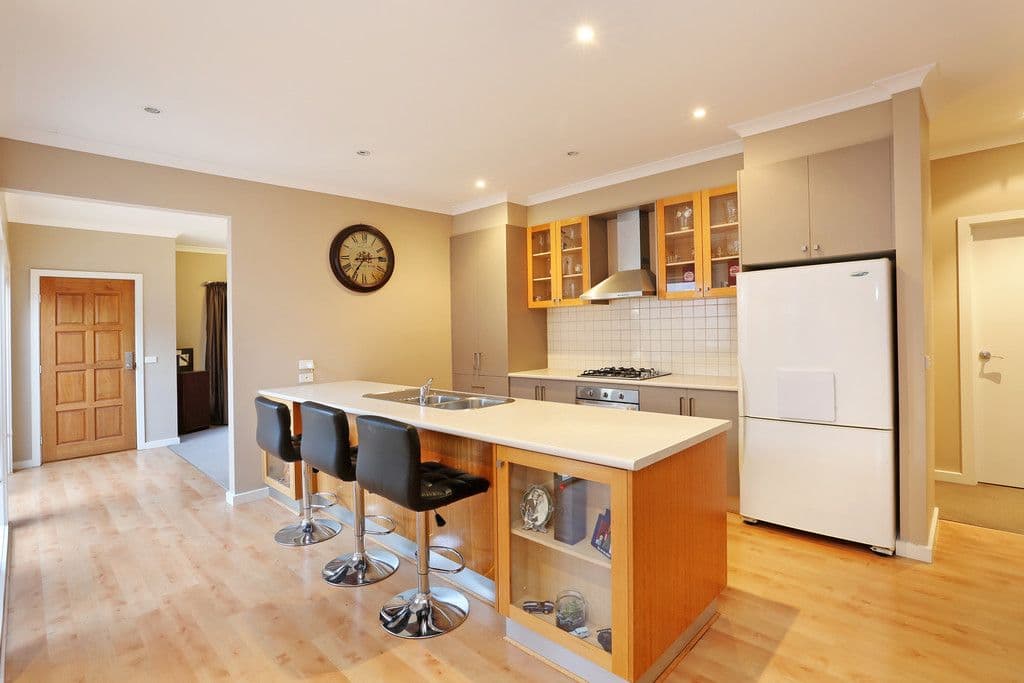 3 Katelyn Court, Waurn Ponds VIC 3216, Waurn Ponds - Thumbnail 2
