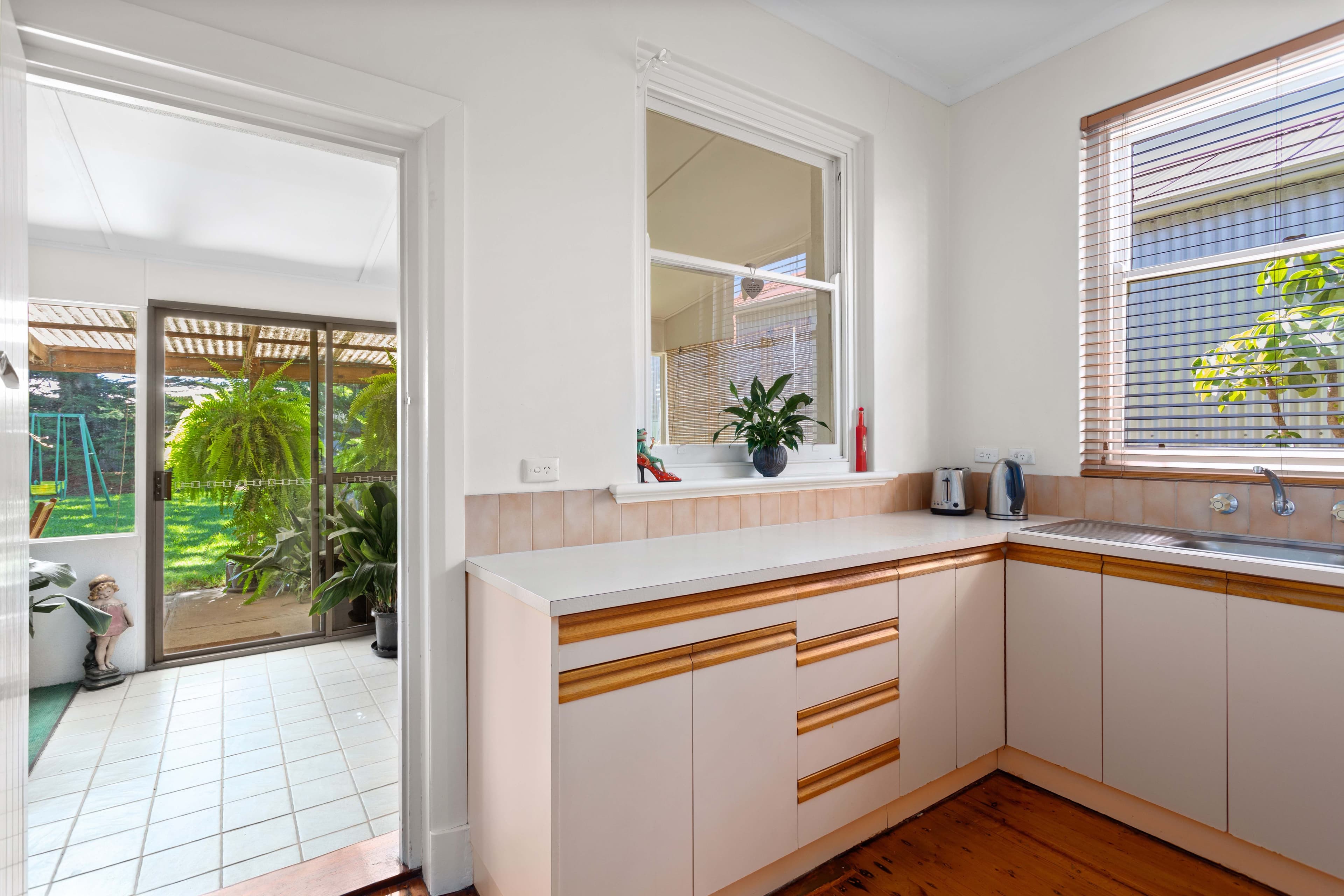 27 Balranald Avenue, Largs Bay SA 5016, Largs Bay - Thumbnail 7