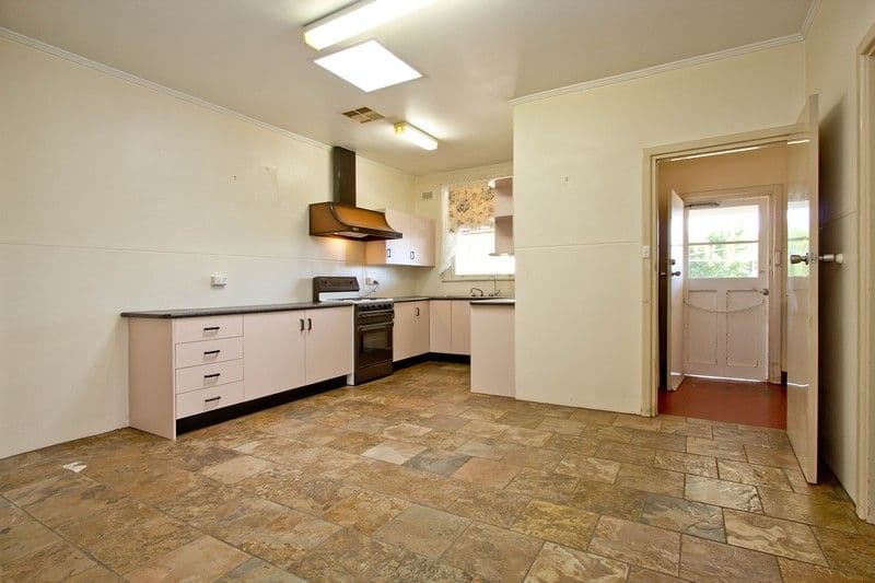 20 Hoskin Avenue, Kidman Park SA 5025, Kidman Park - Thumbnail 5