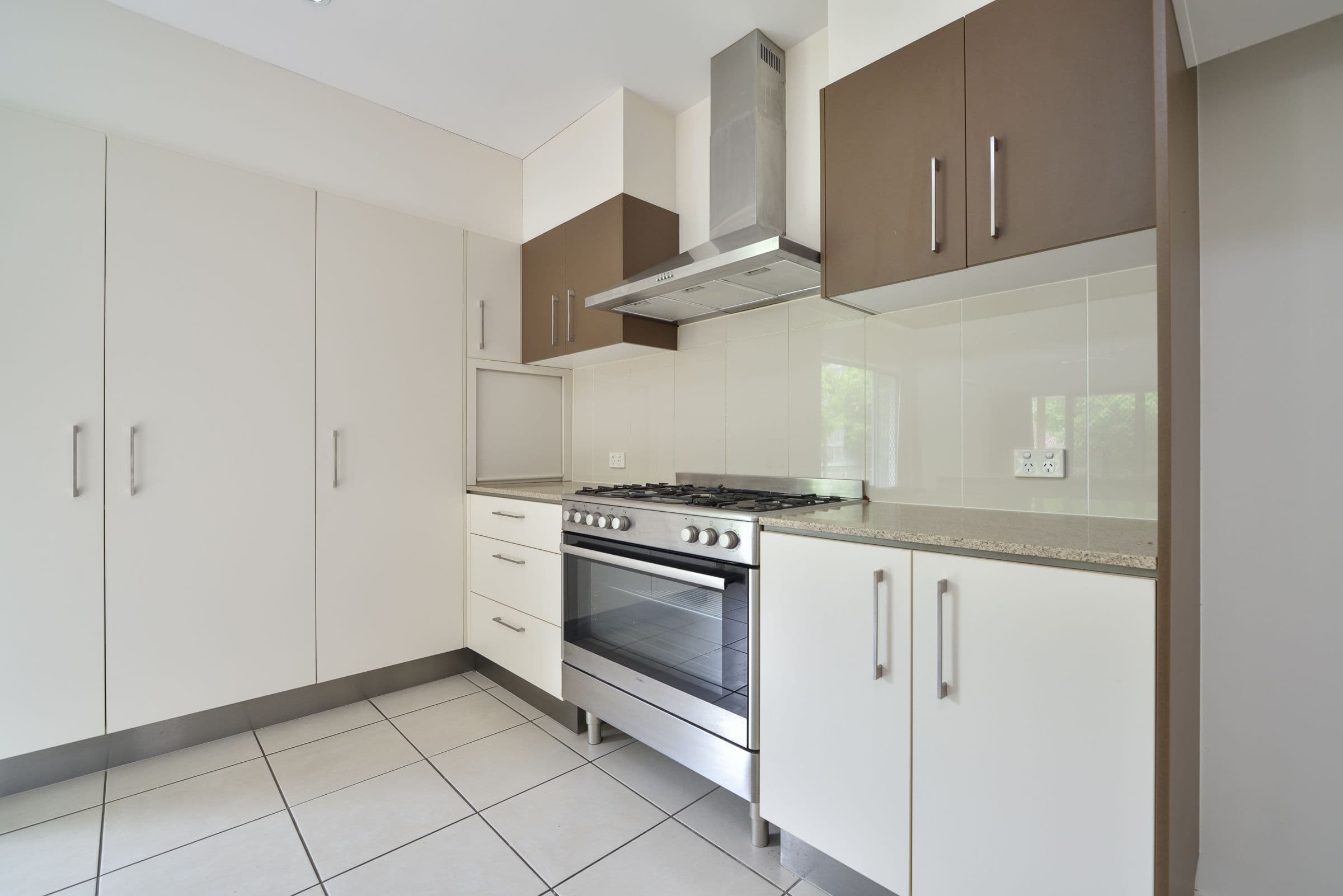 11 Telopea Place, Kirkwood QLD 4680, Kirkwood - Thumbnail 3