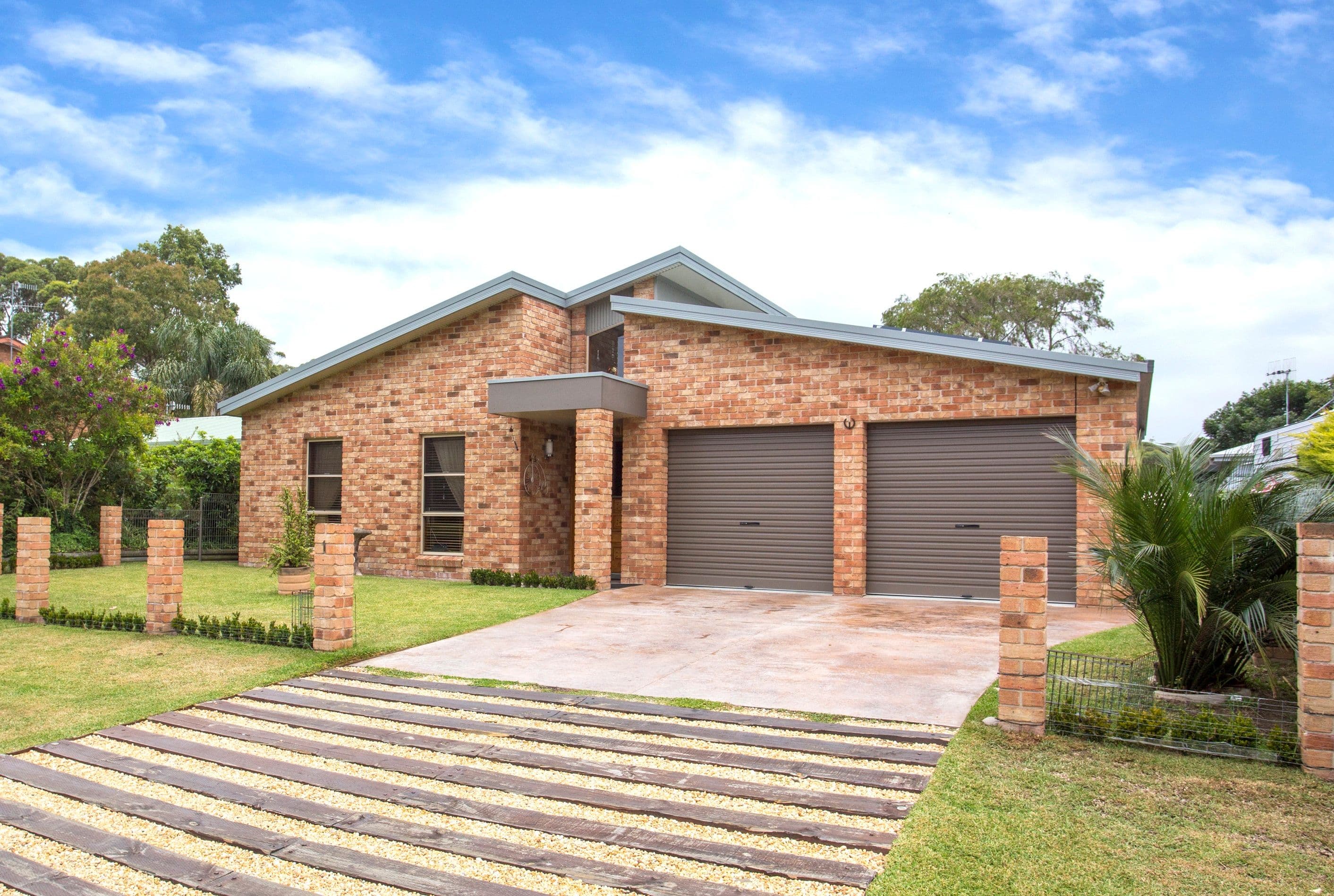 1 Bangalow Street, Narrawallee - Image 1
