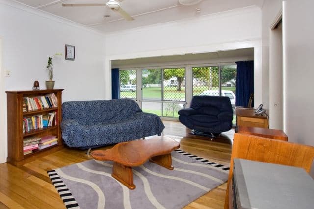 16 Cominos Place, MANUNDA QLD 4870, Manunda - Thumbnail 3