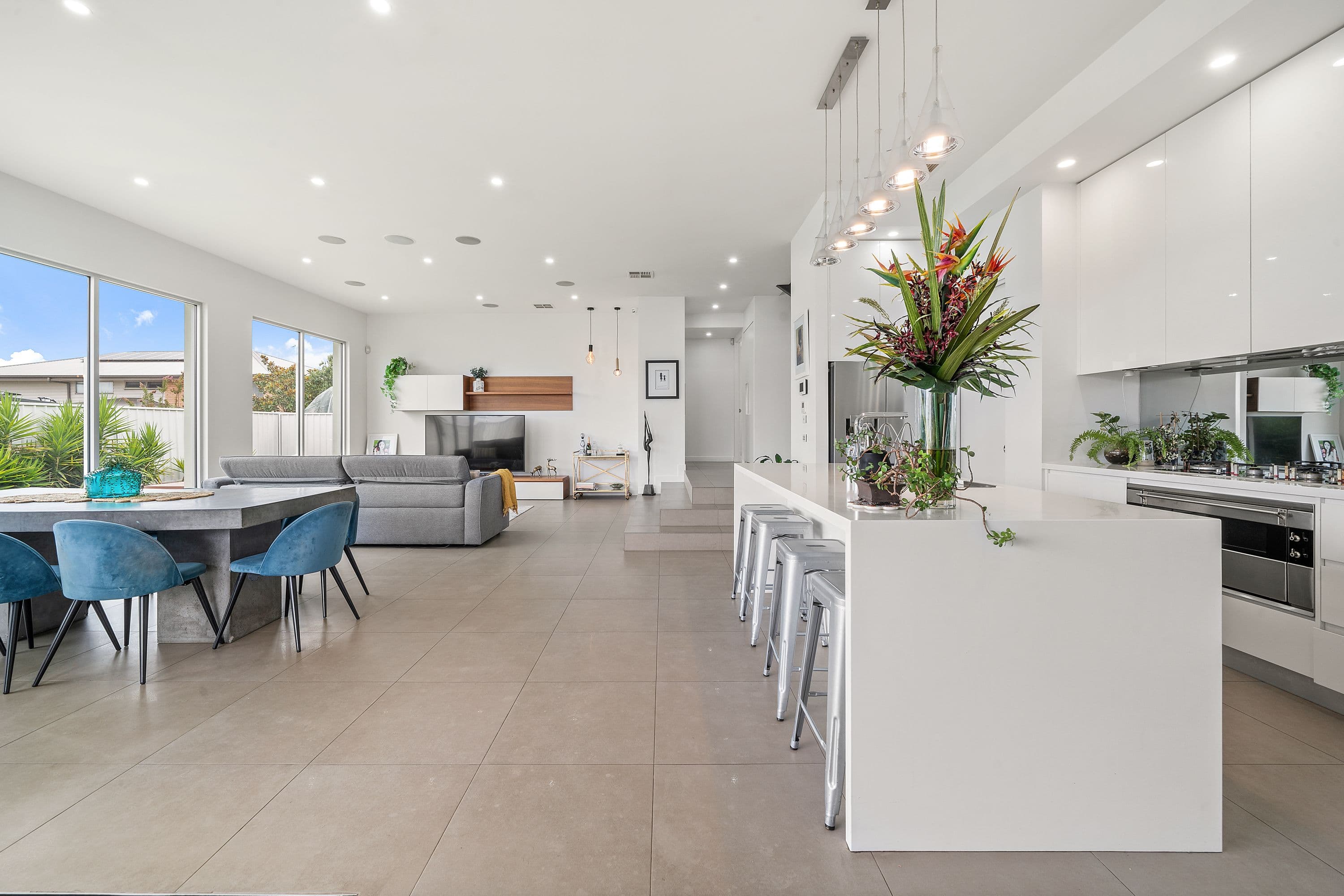 10 Geoff Bardon Street, Weston ACT 2611, Weston - Thumbnail 2