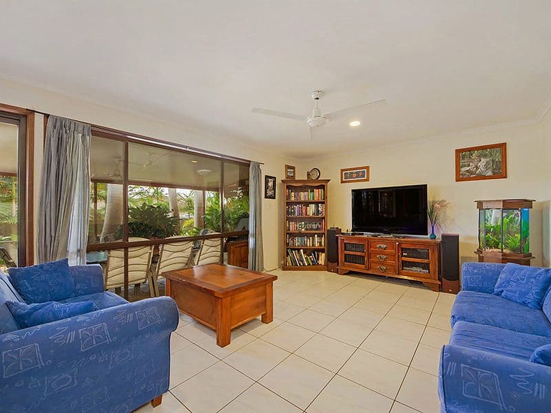 32 Sunningdale Circuit, ROBINA QLD 4226, Robina - Thumbnail 3