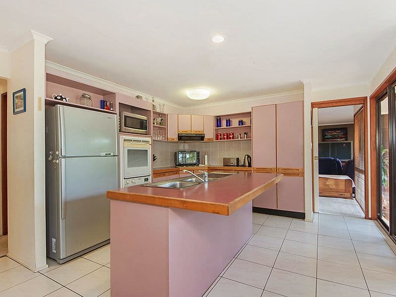 32 Sunningdale Circuit, ROBINA QLD 4226, Robina - Thumbnail 5