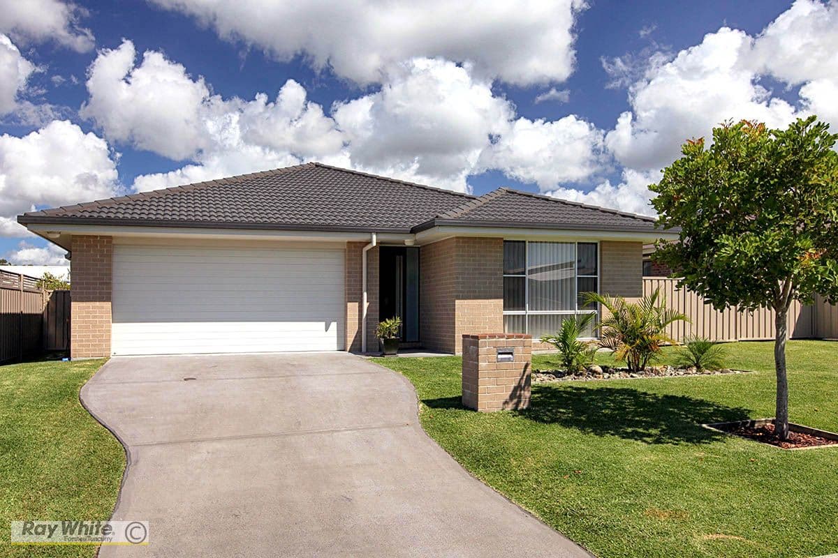 8 Massie Crescent, Tuncurry - Image 1