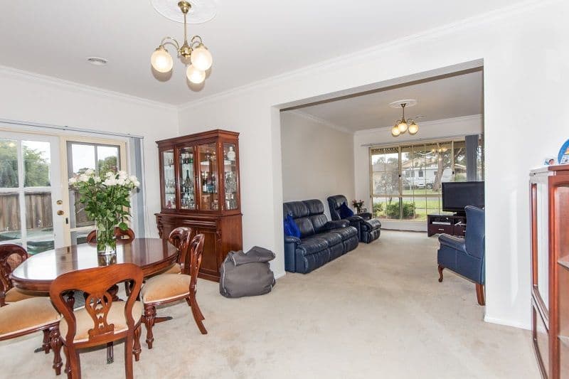 26 McClure Road, DINGLEY VILLAGE VIC 3172, Dingley Village - Thumbnail 3
