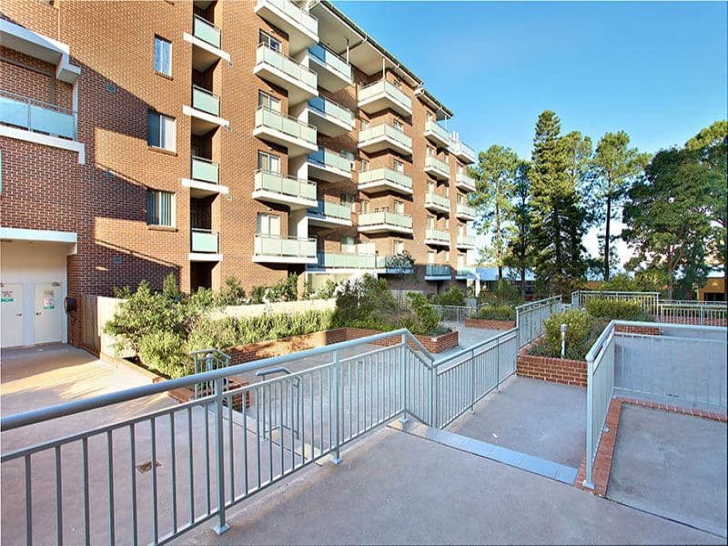 8 Briens Road, Northmead - Image 1