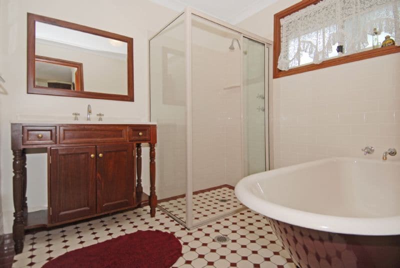 12 Henry Parkes Drive, KIAMA DOWNS NSW 2533, Kiama Downs - Thumbnail 8