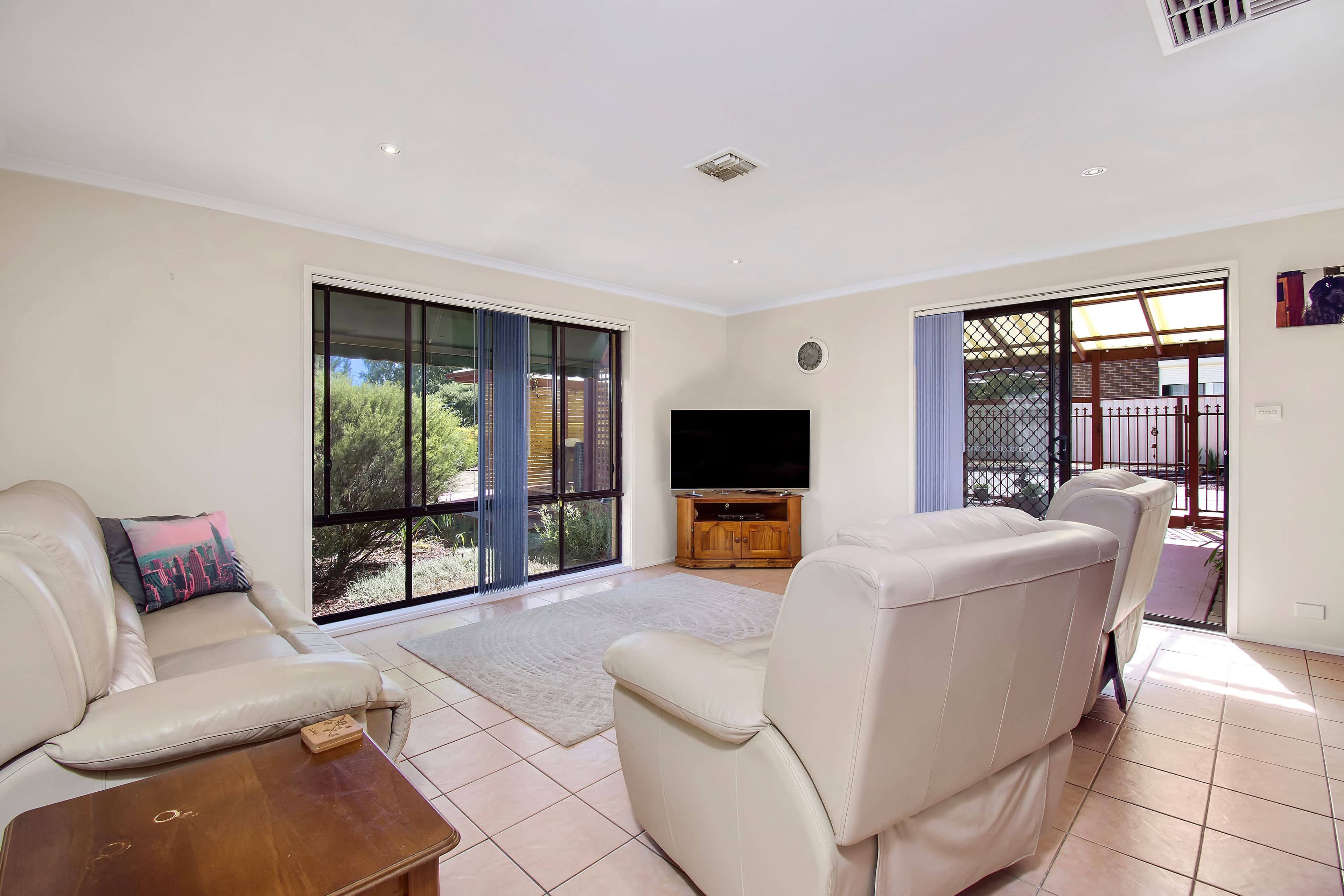 1 Twamley Crescent, Chisholm ACT 2905, Chisholm - Thumbnail 5