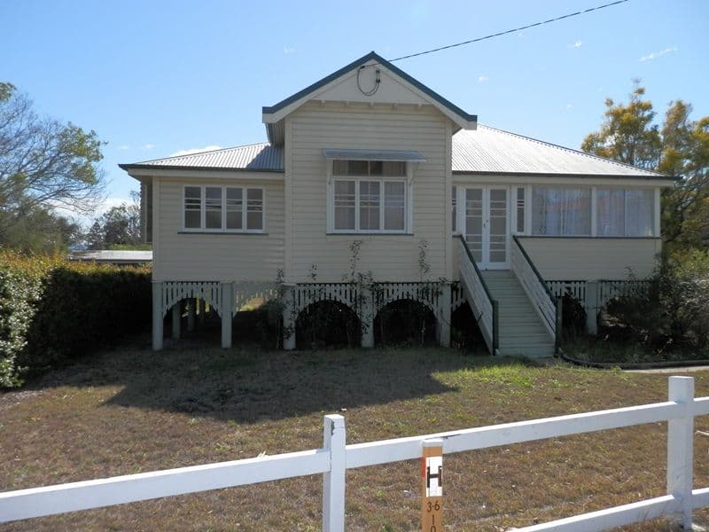 16 Railway Street, EAST IPSWICH QLD 4305, East Ipswich - Thumbnail 2