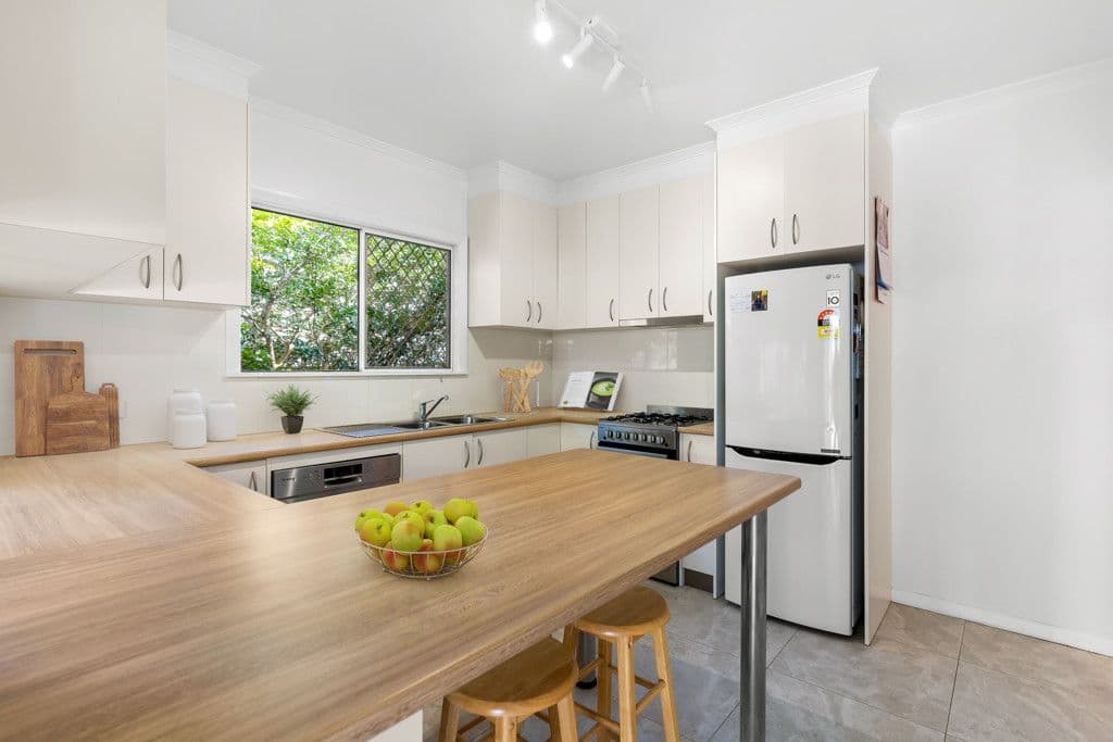 56 Wondall Road, Manly West QLD 4179, Manly West - Thumbnail 2