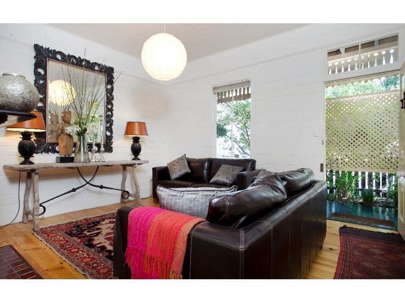15 Quinton Street, KANGAROO POINT QLD 4169, Kangaroo Point - Thumbnail 2