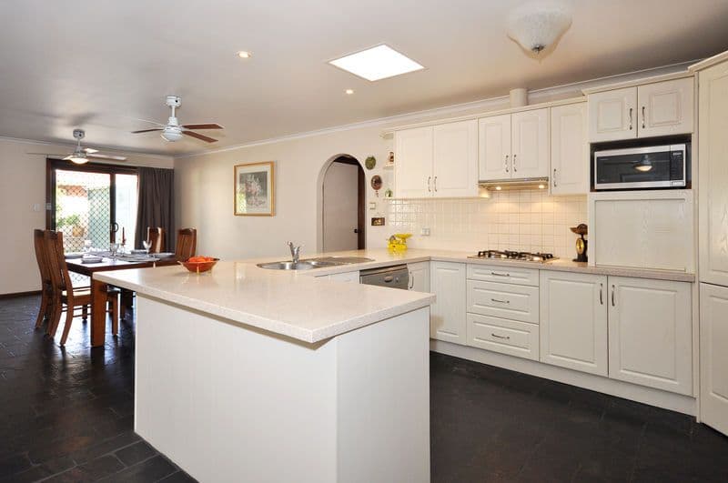 68 Delta Crescent, ABERFOYLE PARK SA 5159, Aberfoyle Park - Thumbnail 6