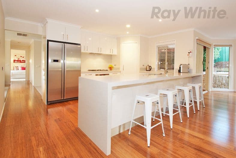 11 MAYFAIR Court, Chirnside Park VIC 3116, Chirnside Park - Thumbnail 3