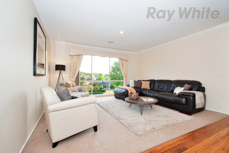 11 MAYFAIR Court, Chirnside Park VIC 3116, Chirnside Park - Thumbnail 5