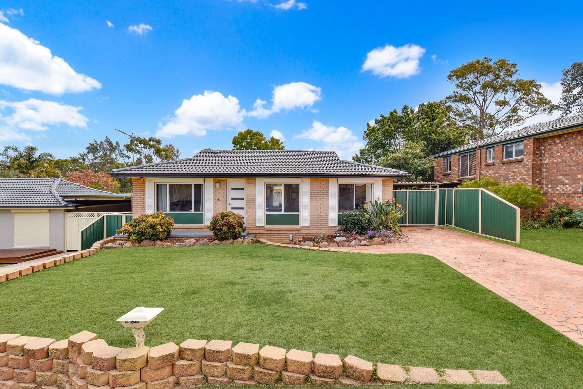 3 Frontignan Street, Eschol Park - Image 1