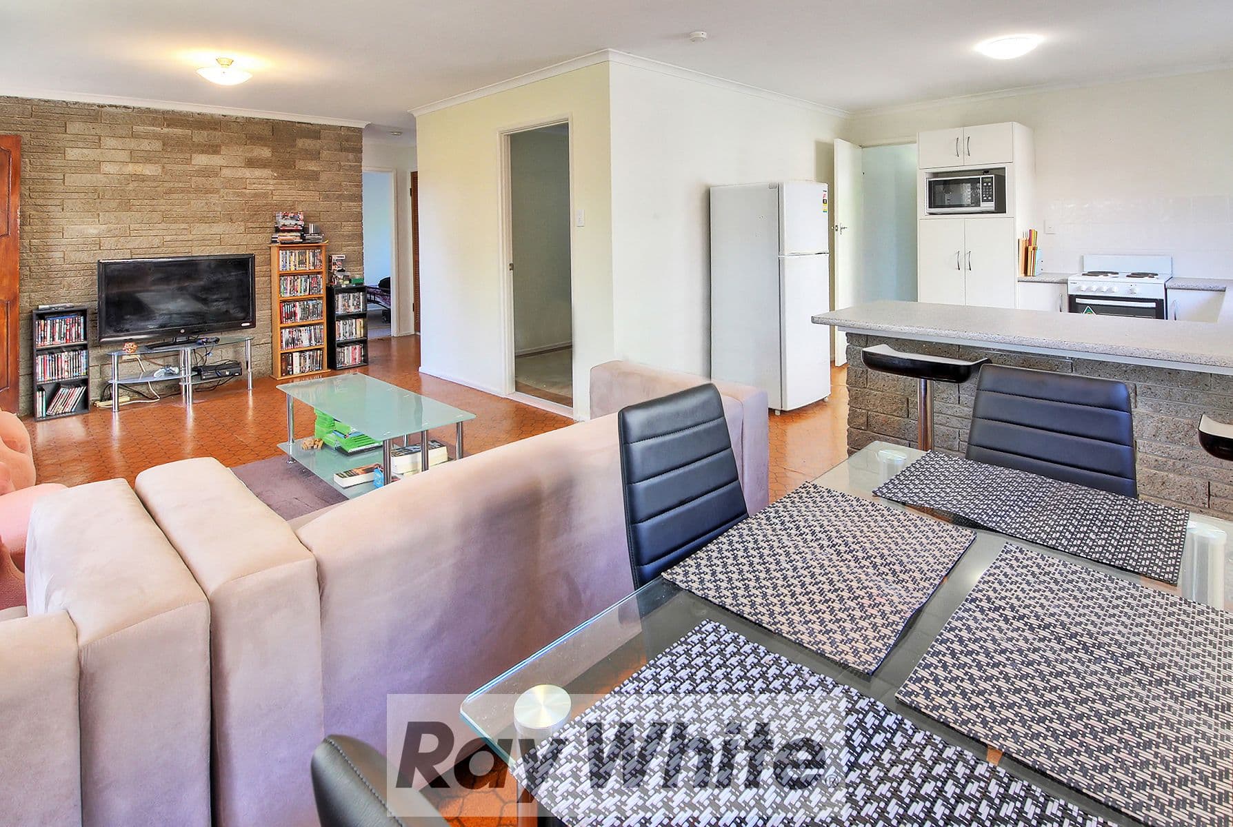 41 Orchid Street, Woodridge QLD 4114, Woodridge - Thumbnail 3