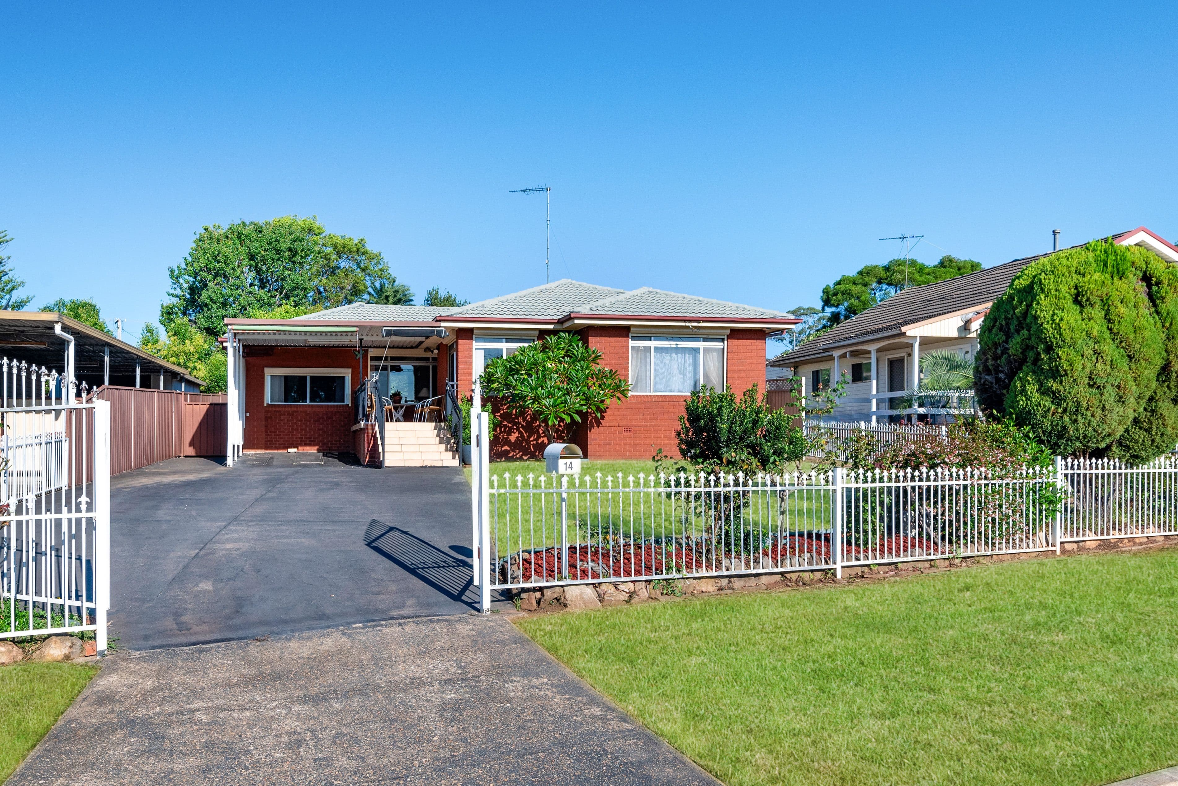 14 Paterson Street, Campbelltown NSW 2560, Campbelltown - Thumbnail 2