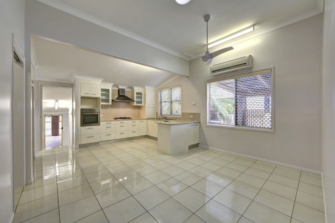 49 George Street, BUNDABERG SOUTH QLD 4670, Bundaberg South - Thumbnail 3