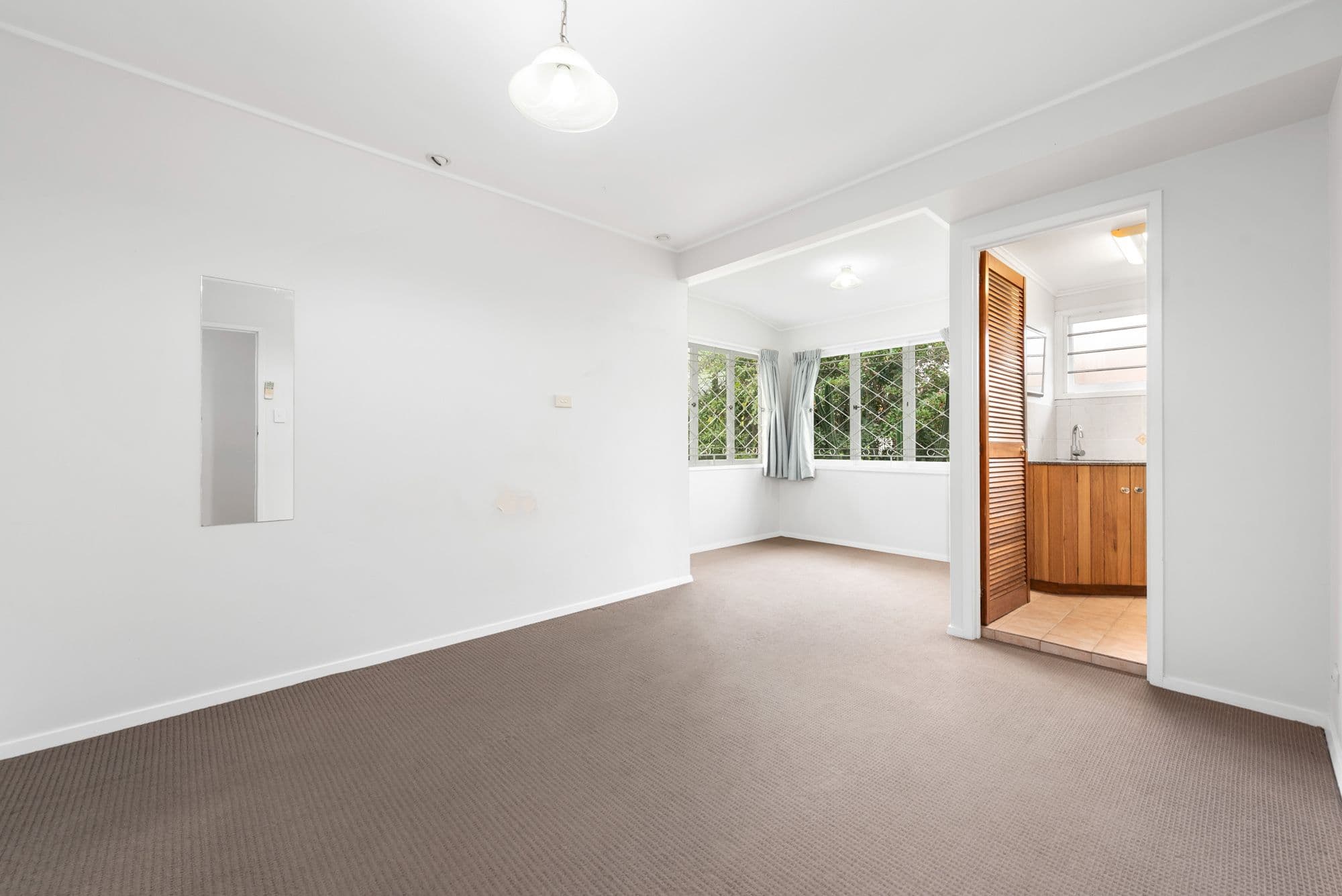 42 Salisbury Street, Indooroopilly QLD 4068, Indooroopilly - Thumbnail 7