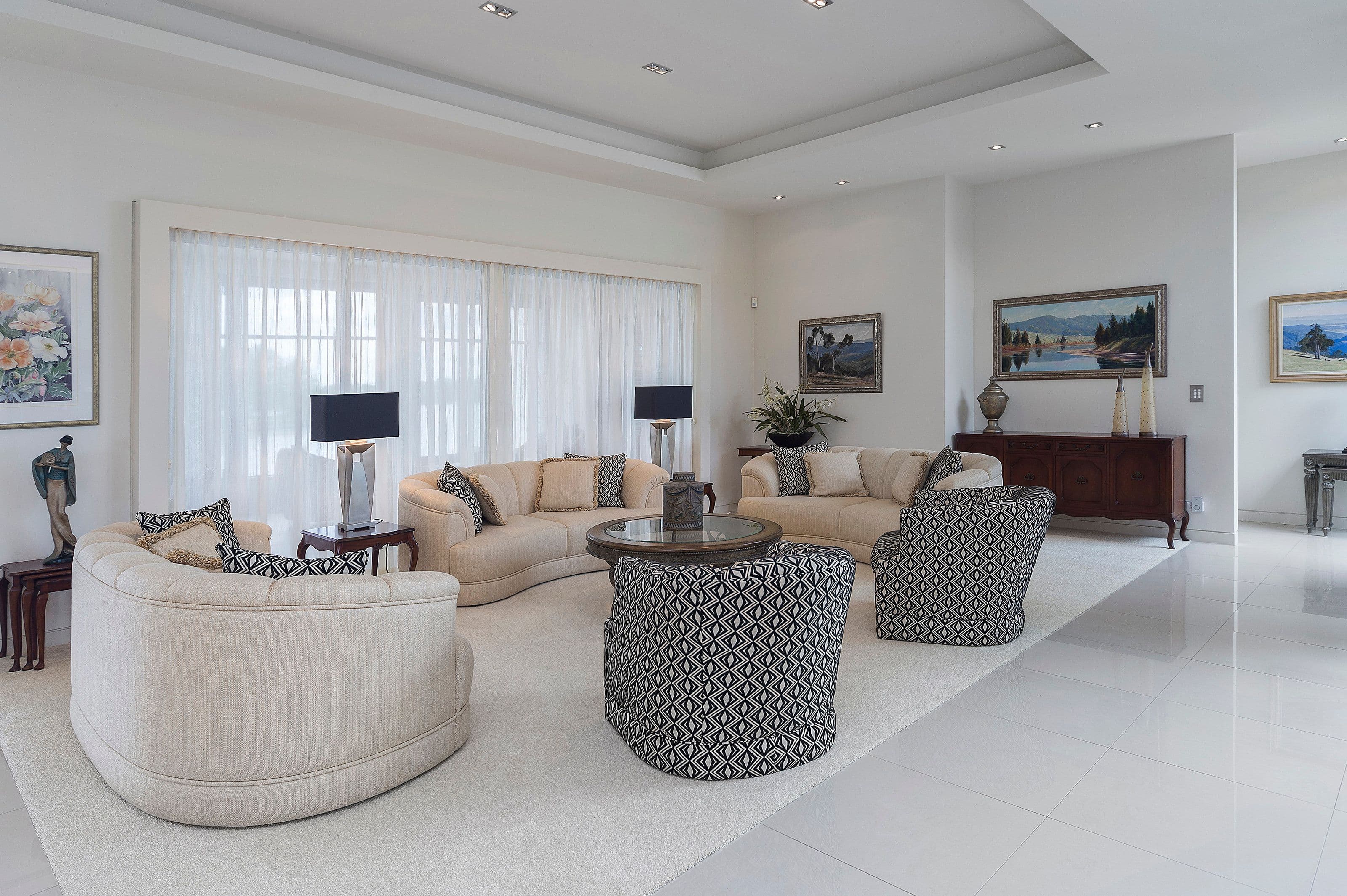 2096 The Circle, Sanctuary Cove QLD 4212, Sanctuary Cove - Thumbnail 2