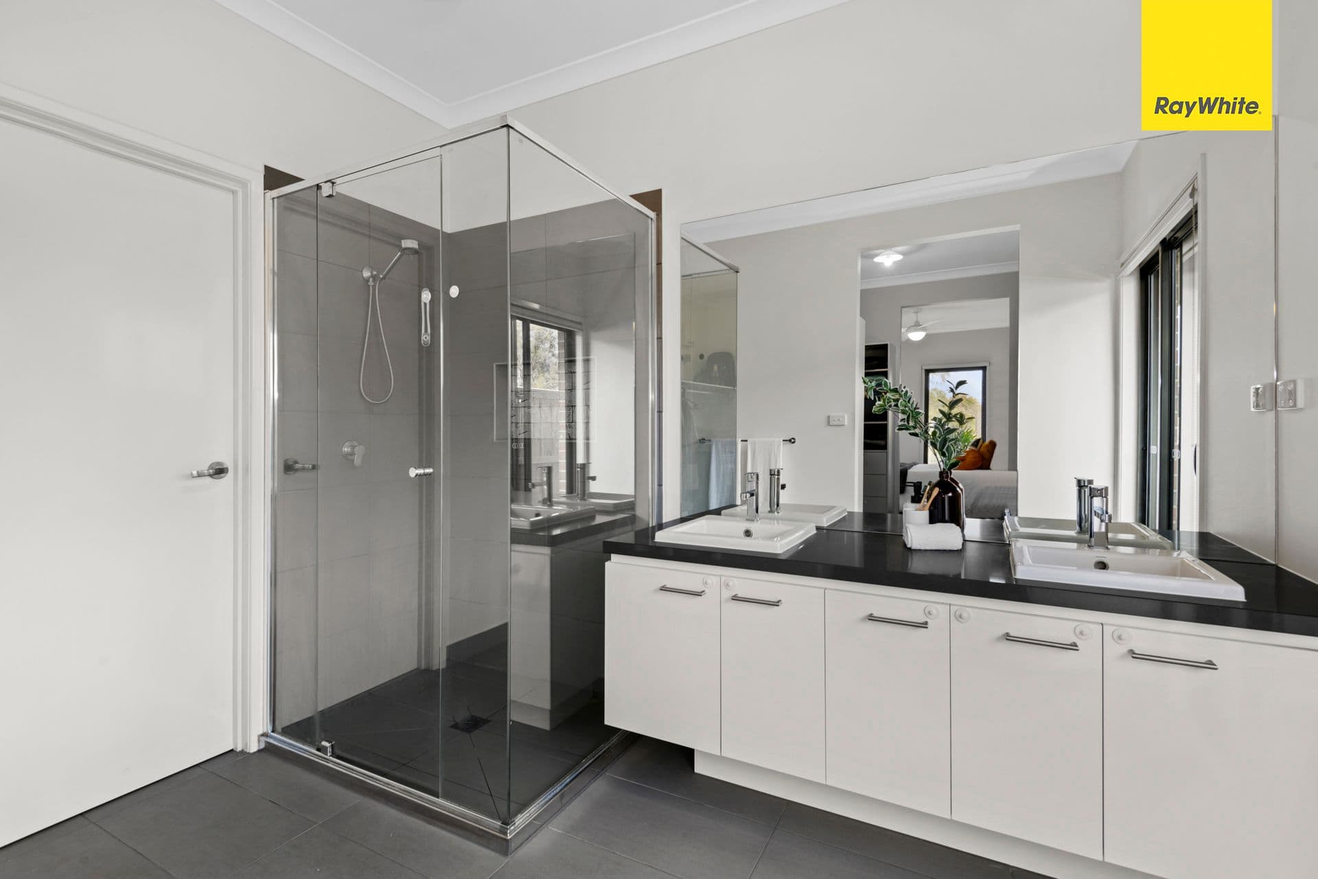 16 Kevington Drive, Eynesbury VIC 3338, Eynesbury - Thumbnail 4