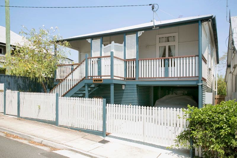 37 Mossgrove Street, WOOLLOONGABBA QLD 4102, Woolloongabba - Image 1