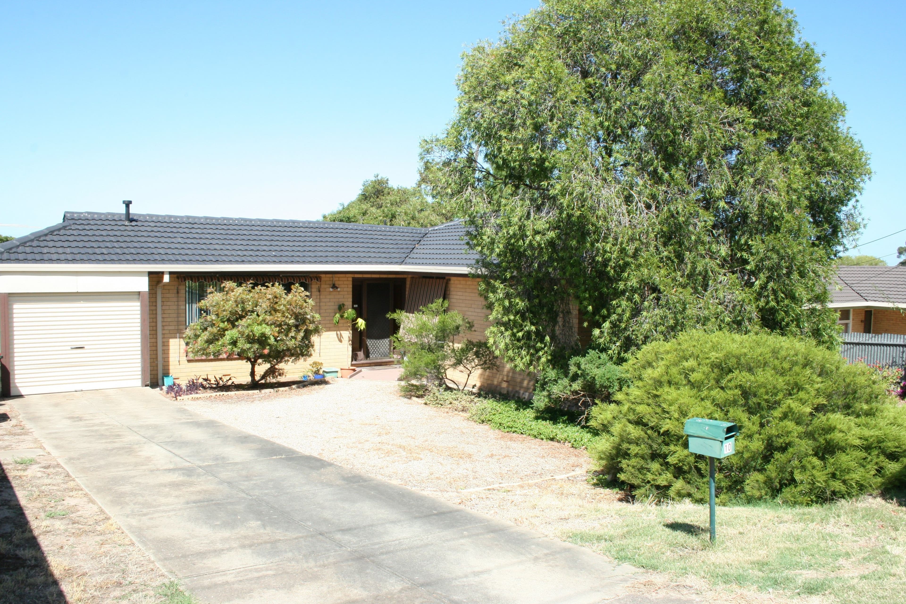 10 Underbank Grove, Hackham West SA 5163, Hackham West - Image 1