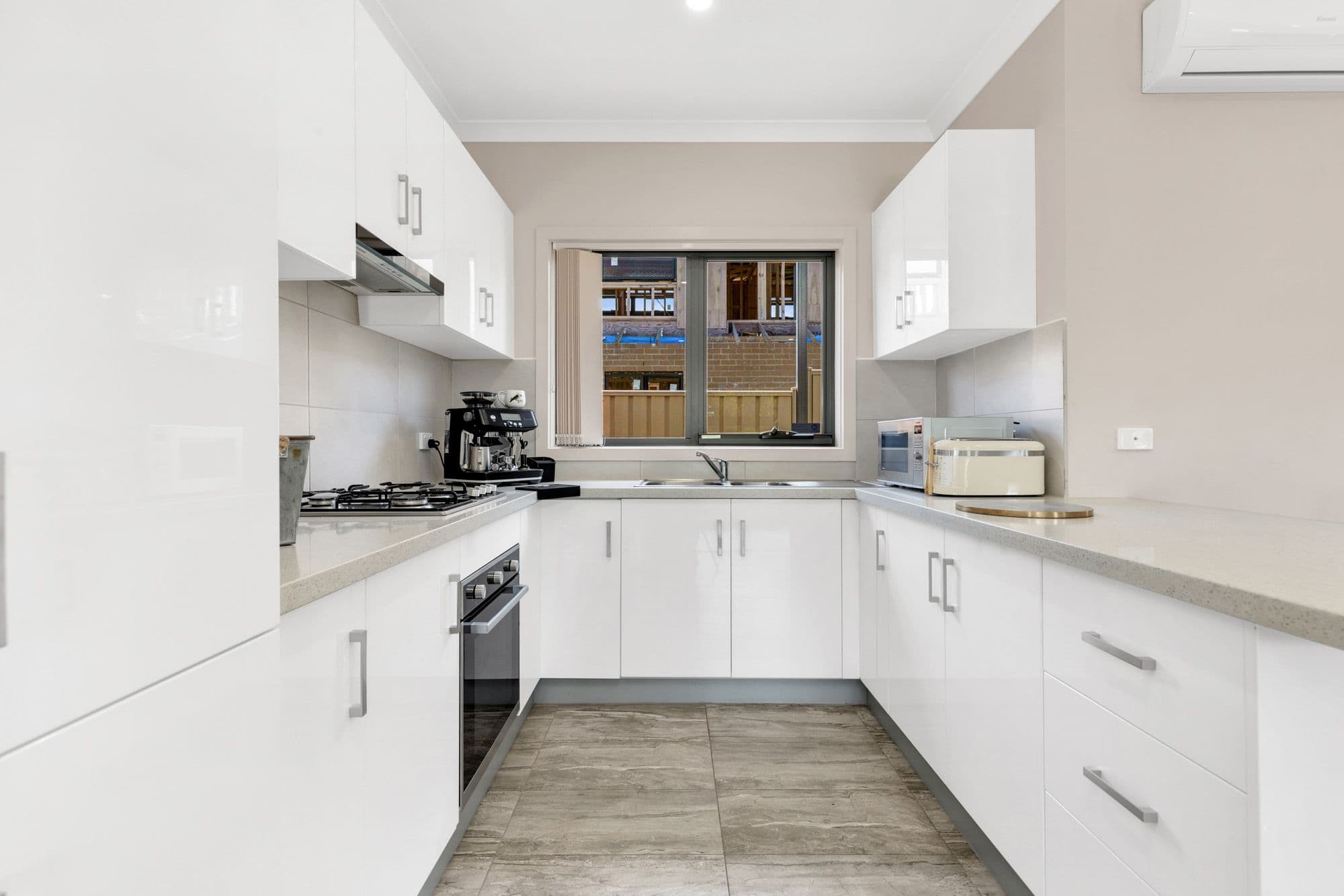 4 Adare Place, Werribee VIC 3030, Werribee - Thumbnail 6