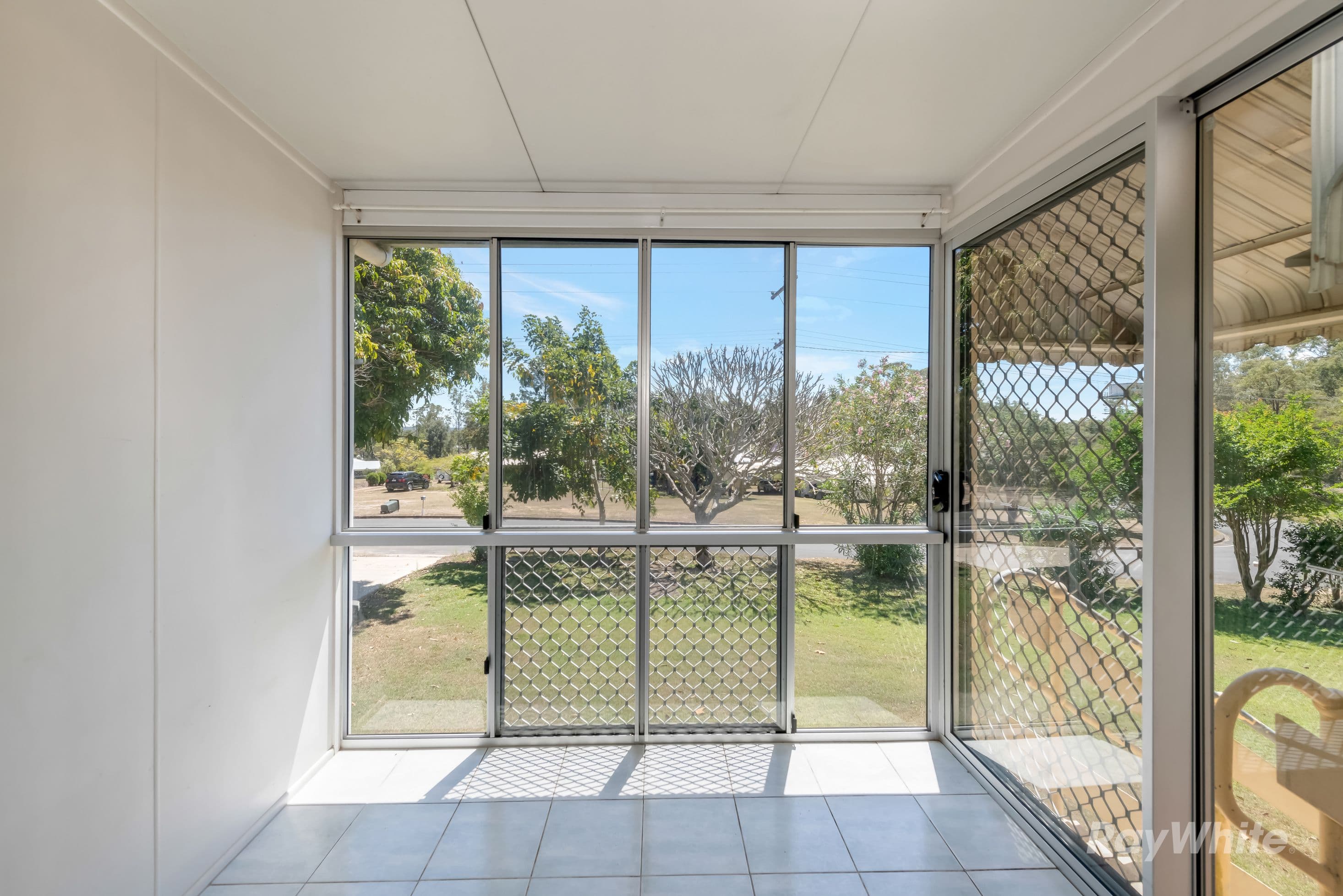 4 English Street, Gin Gin QLD 4671, Gin Gin - Thumbnail 3