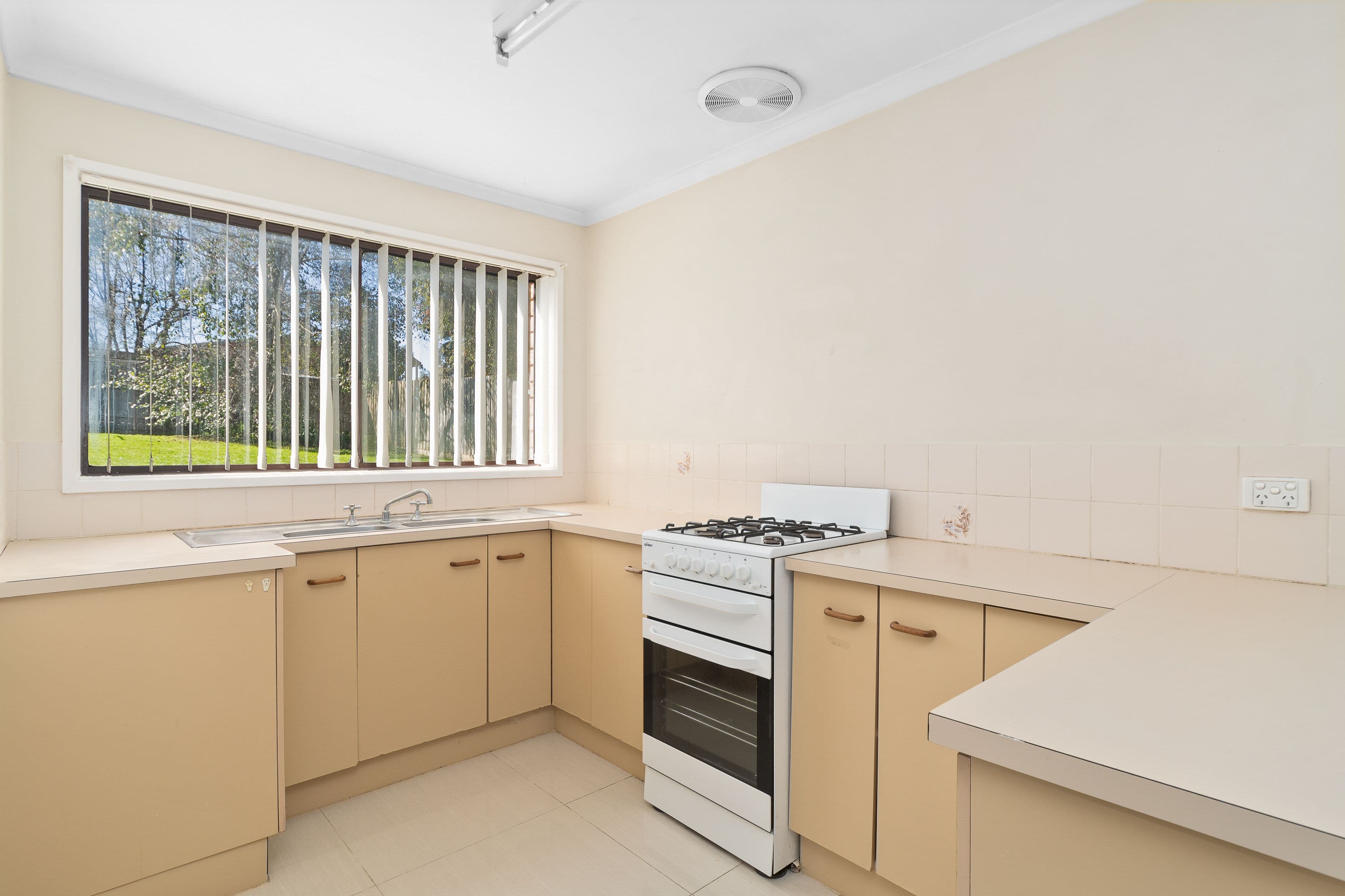 18 Leonard Drive, Langwarrin VIC 3910, Langwarrin - Thumbnail 4