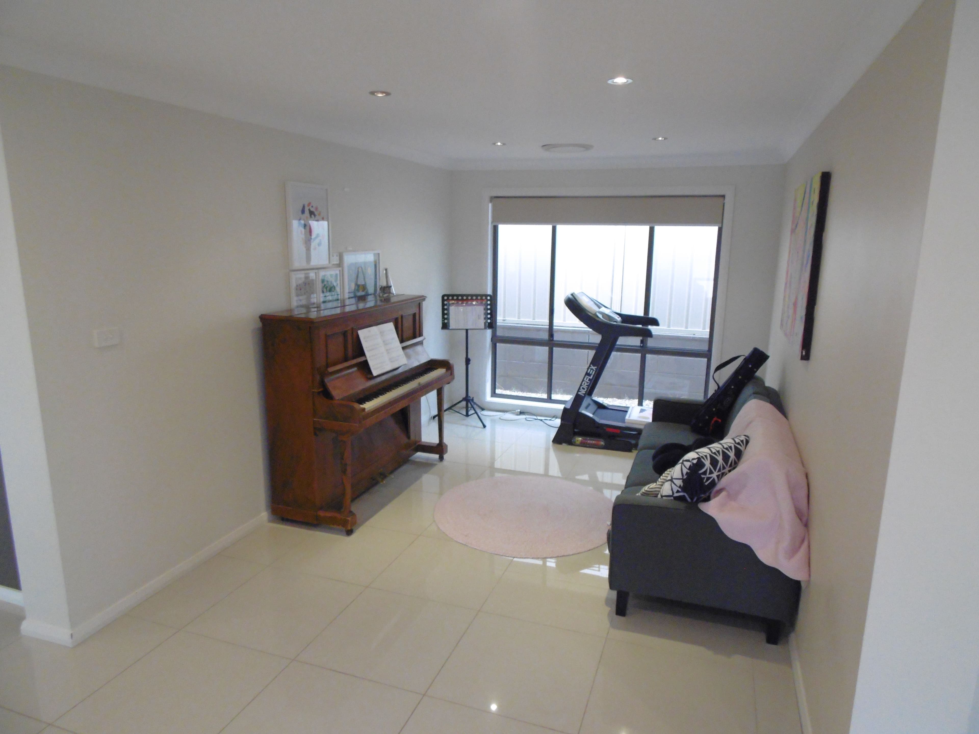 24 Rosewood Avenue, Parkes - Thumbnail 2