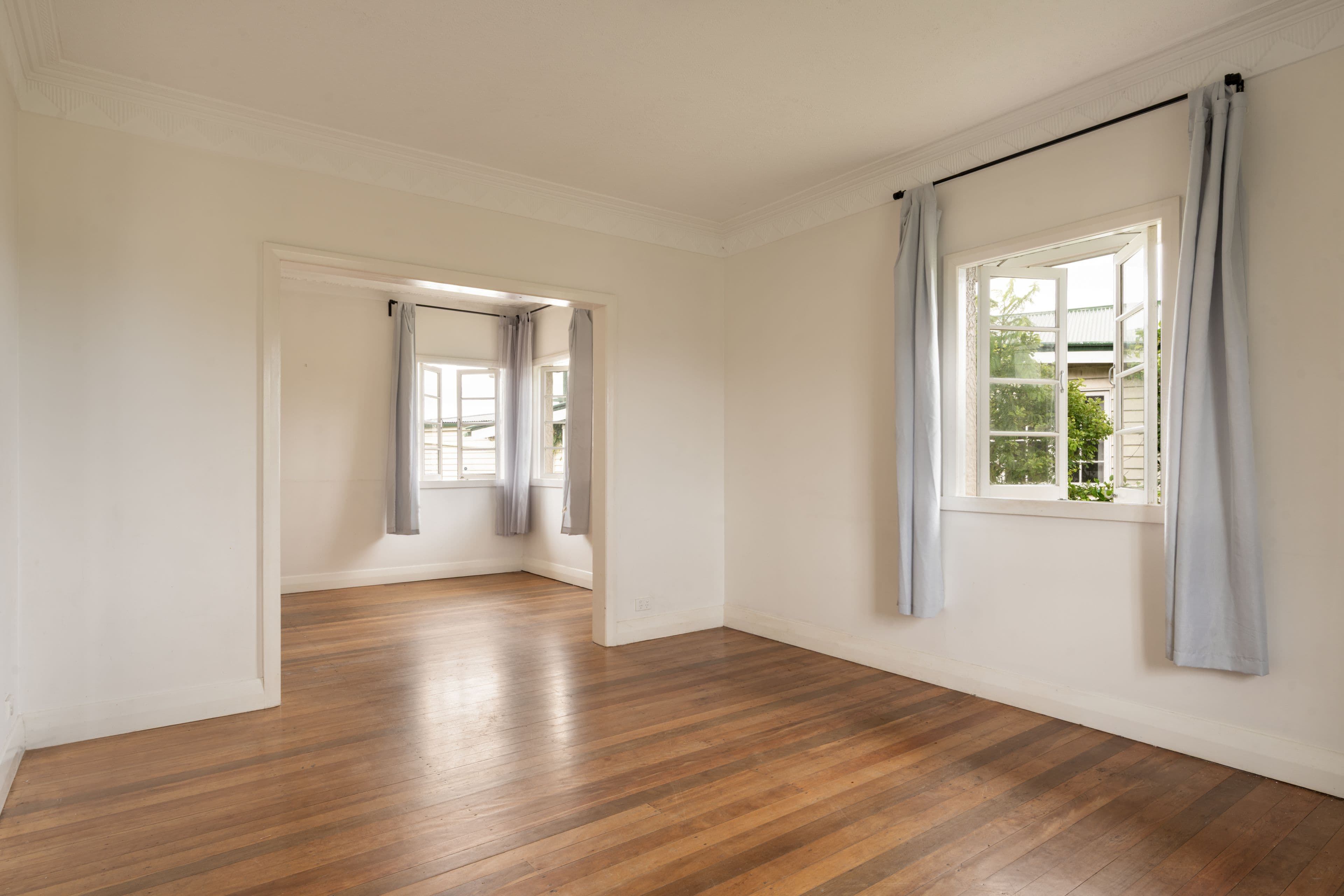 69 Buena Vista Avenue, Coorparoo QLD 4151, Coorparoo - Thumbnail 2