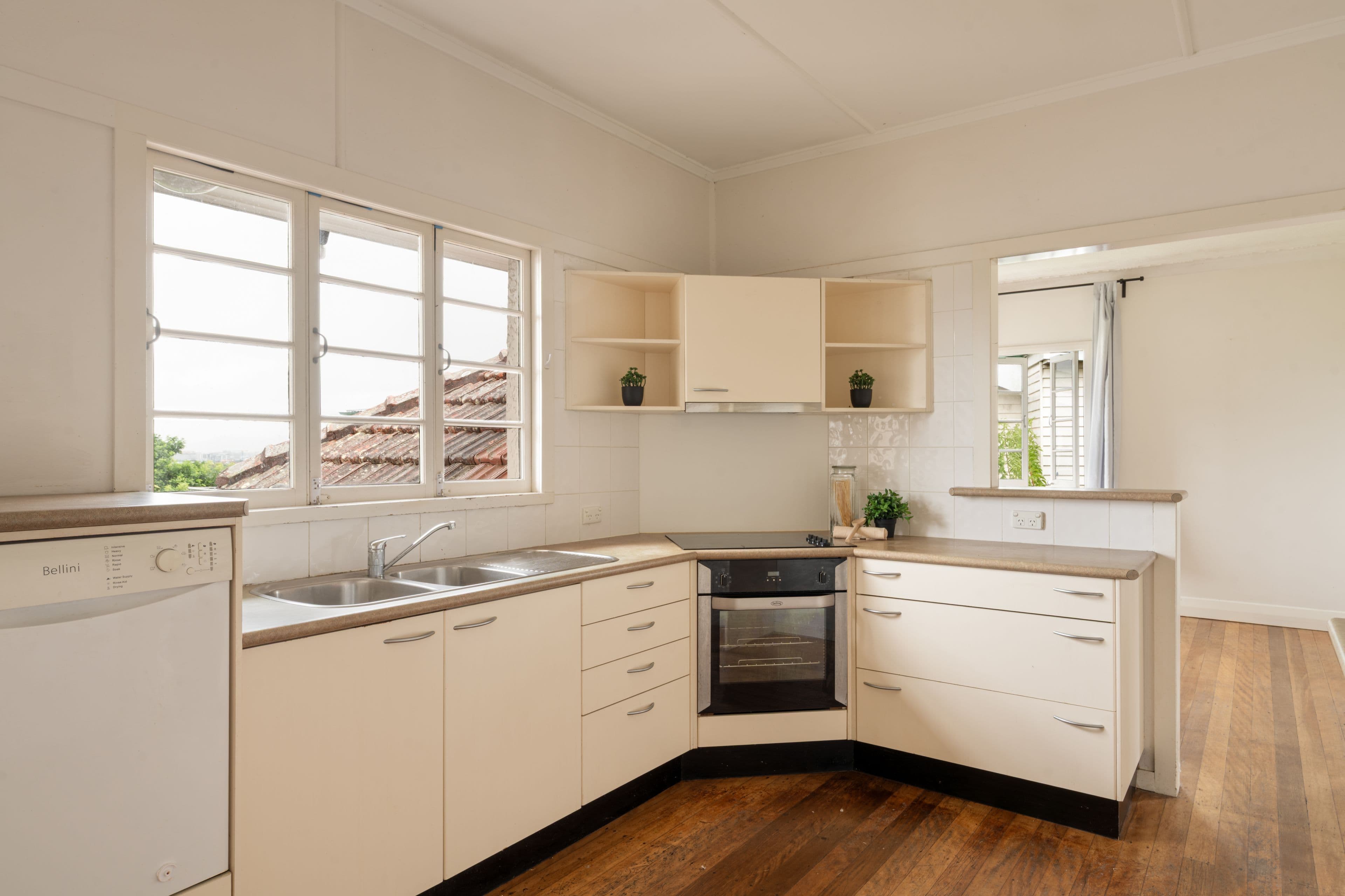 69 Buena Vista Avenue, Coorparoo QLD 4151, Coorparoo - Thumbnail 4
