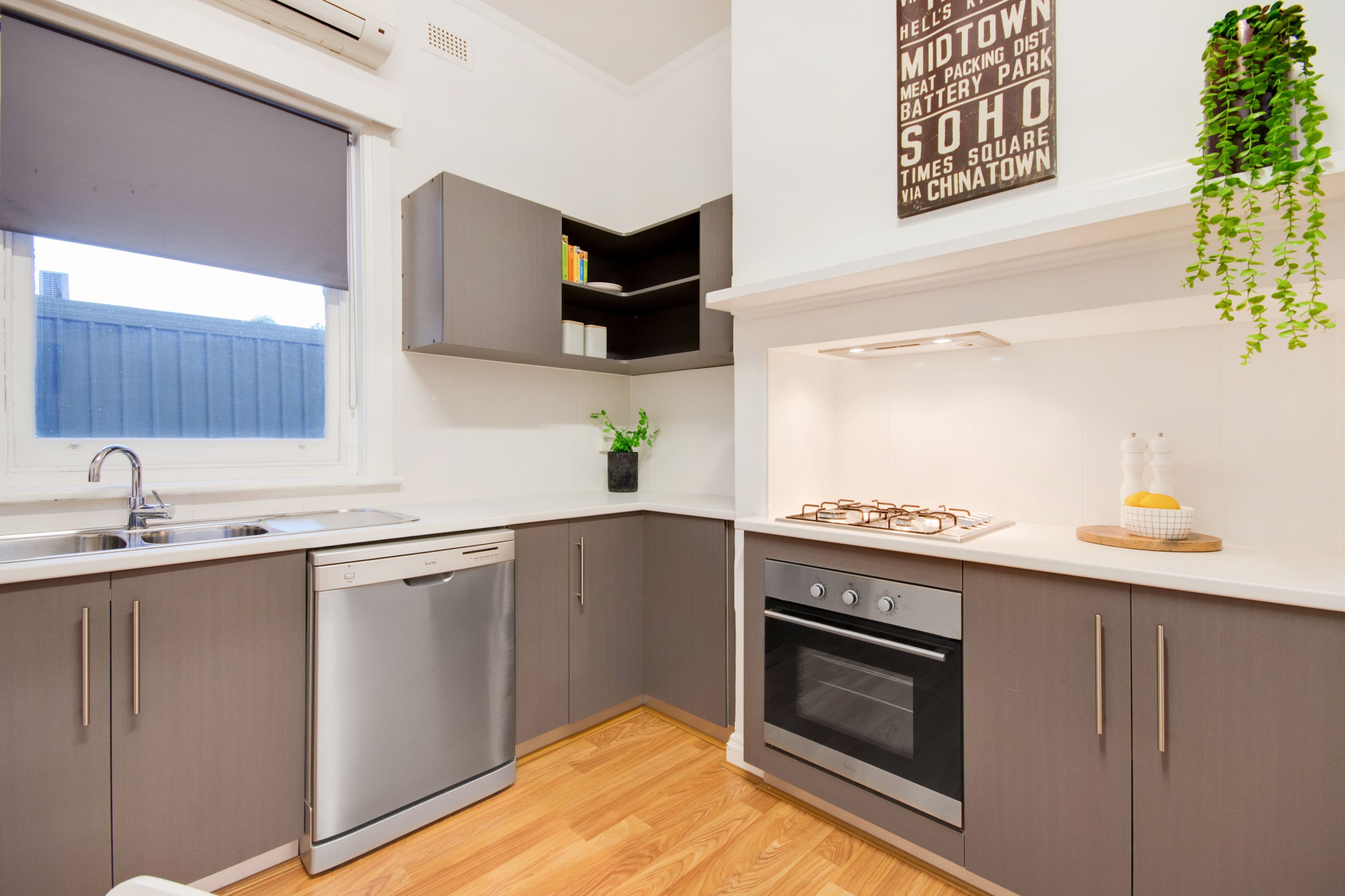 160 Military Road, Henley Beach SA 5022, Henley Beach - Thumbnail 4