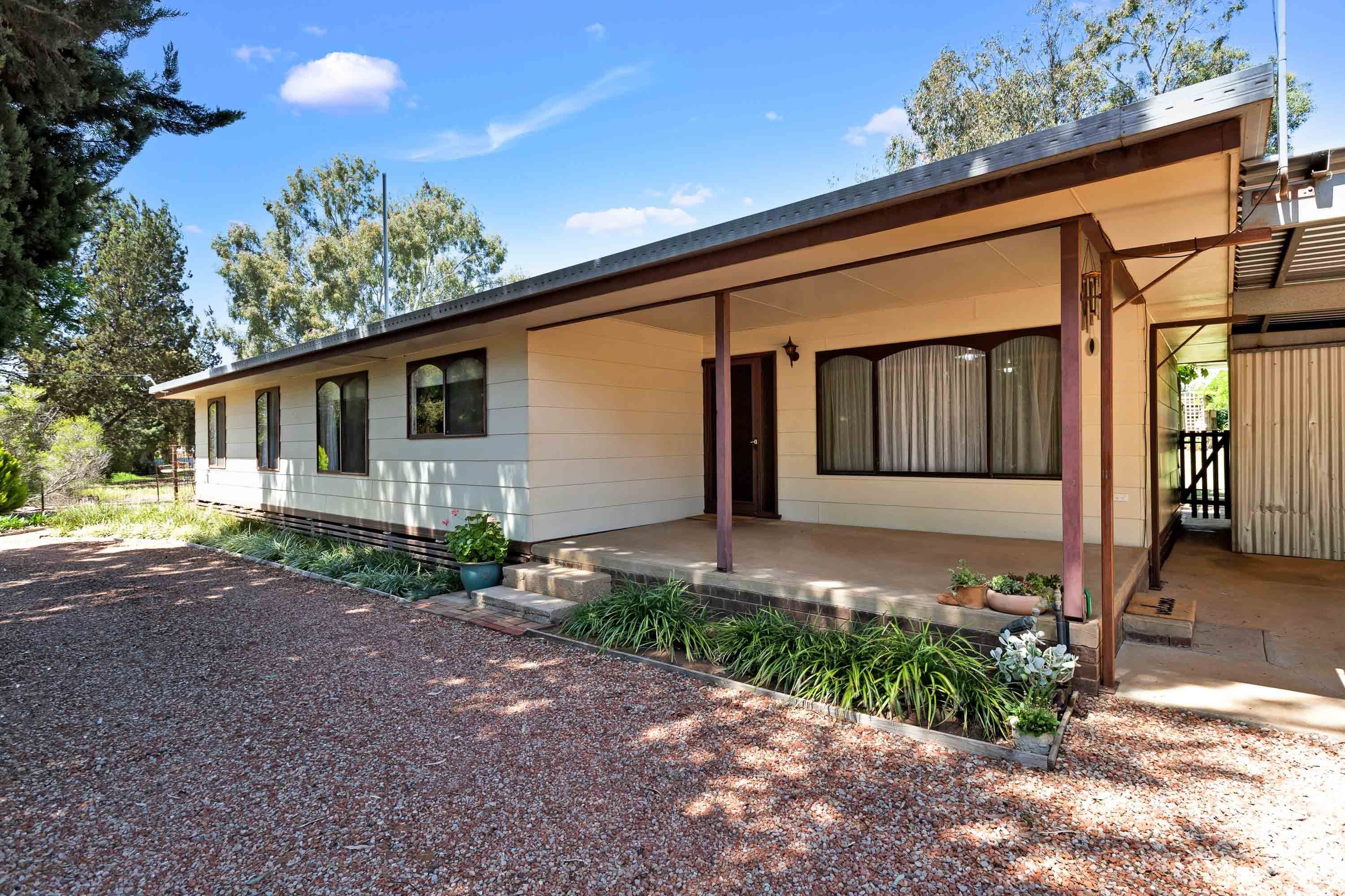 1400 Boonoonar Road, Colignan VIC 3494, Colignan - Thumbnail 3