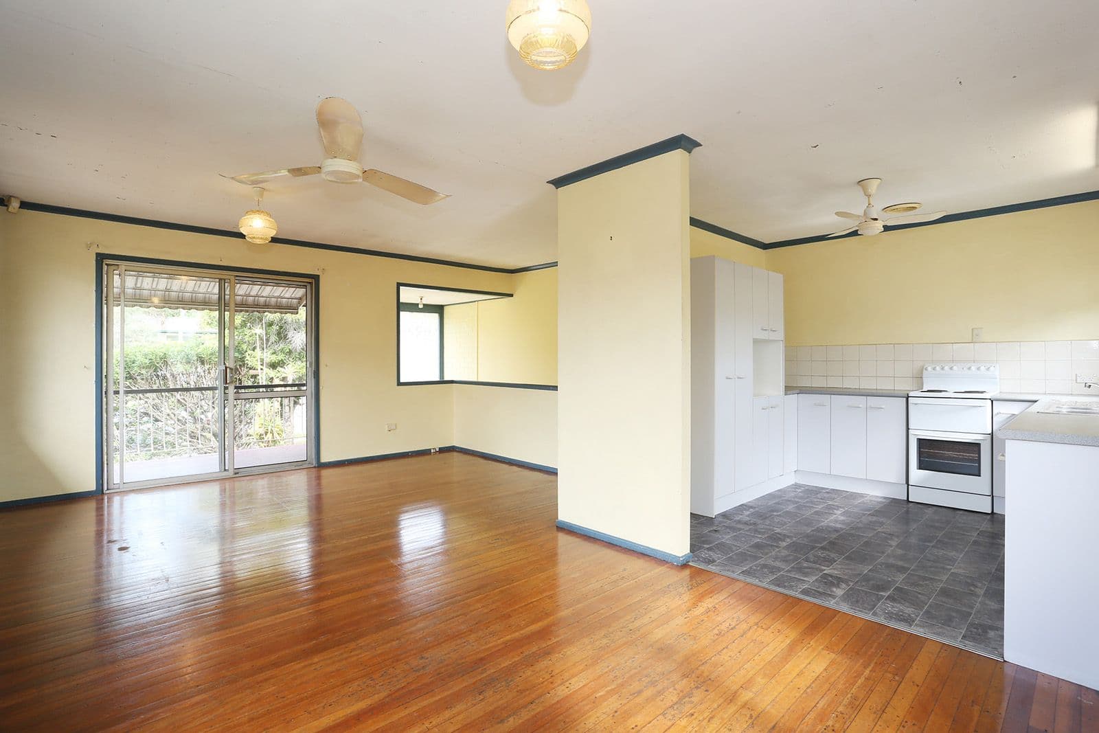 62 Dandenong Road, Jamboree Heights QLD 4074, Jamboree Heights - Thumbnail 2