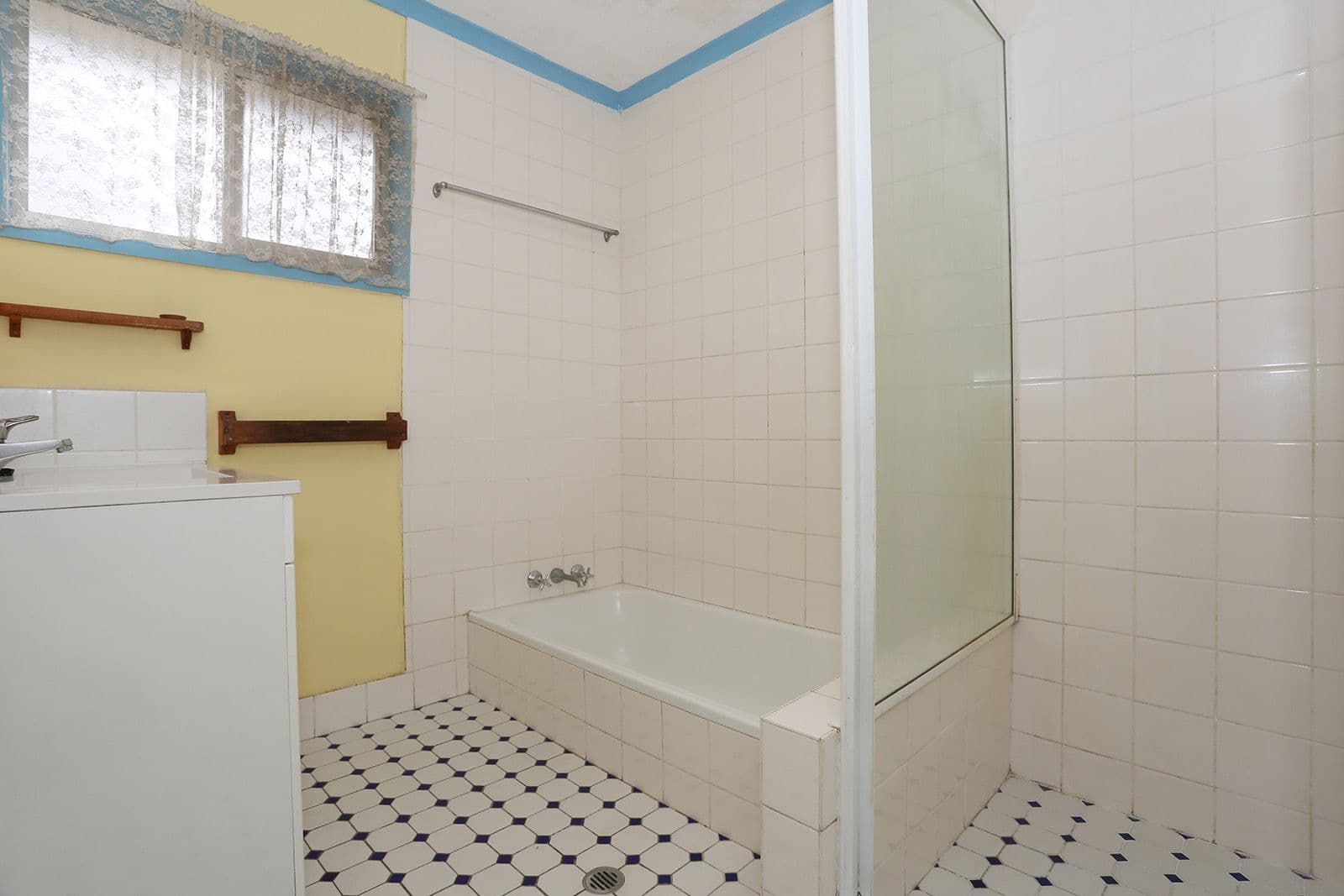 62 Dandenong Road, Jamboree Heights QLD 4074, Jamboree Heights - Thumbnail 4