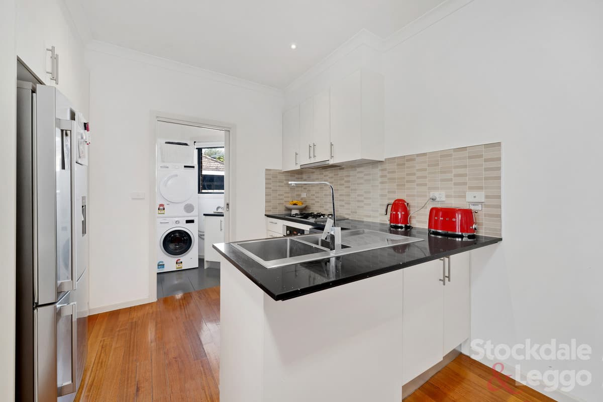 1 / 5 Cosmos Street, GLENROY VIC 3046, Glenroy - Thumbnail 4