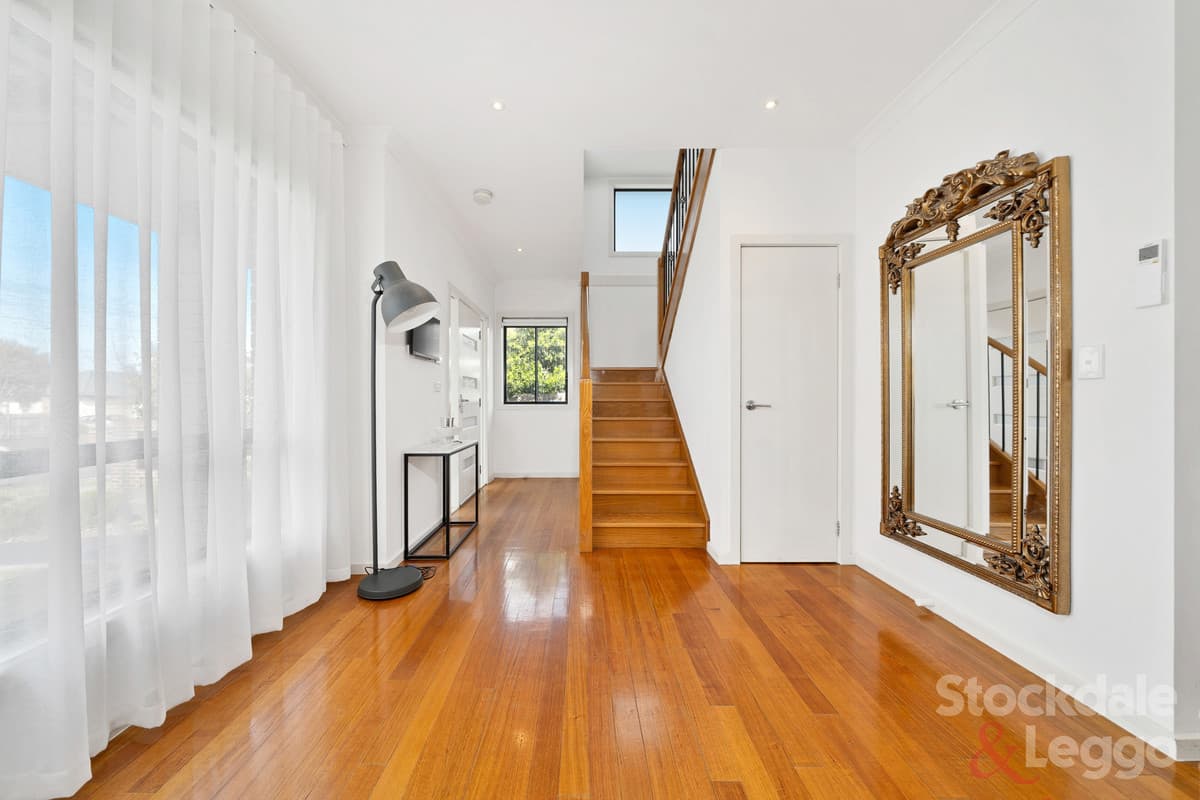 1 / 5 Cosmos Street, GLENROY VIC 3046, Glenroy - Thumbnail 5
